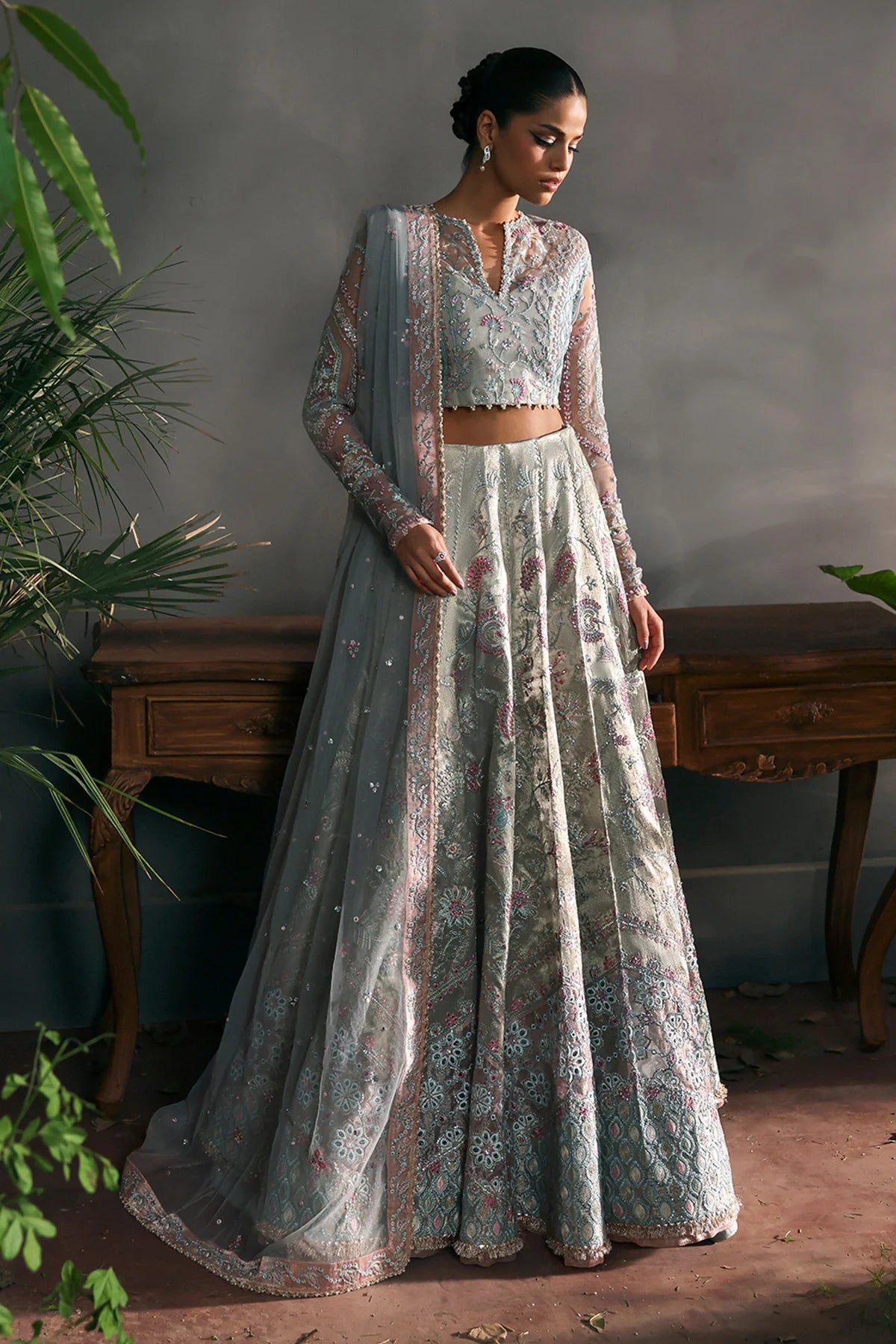 Afrozeh | Elanora | La Fuchsia'25