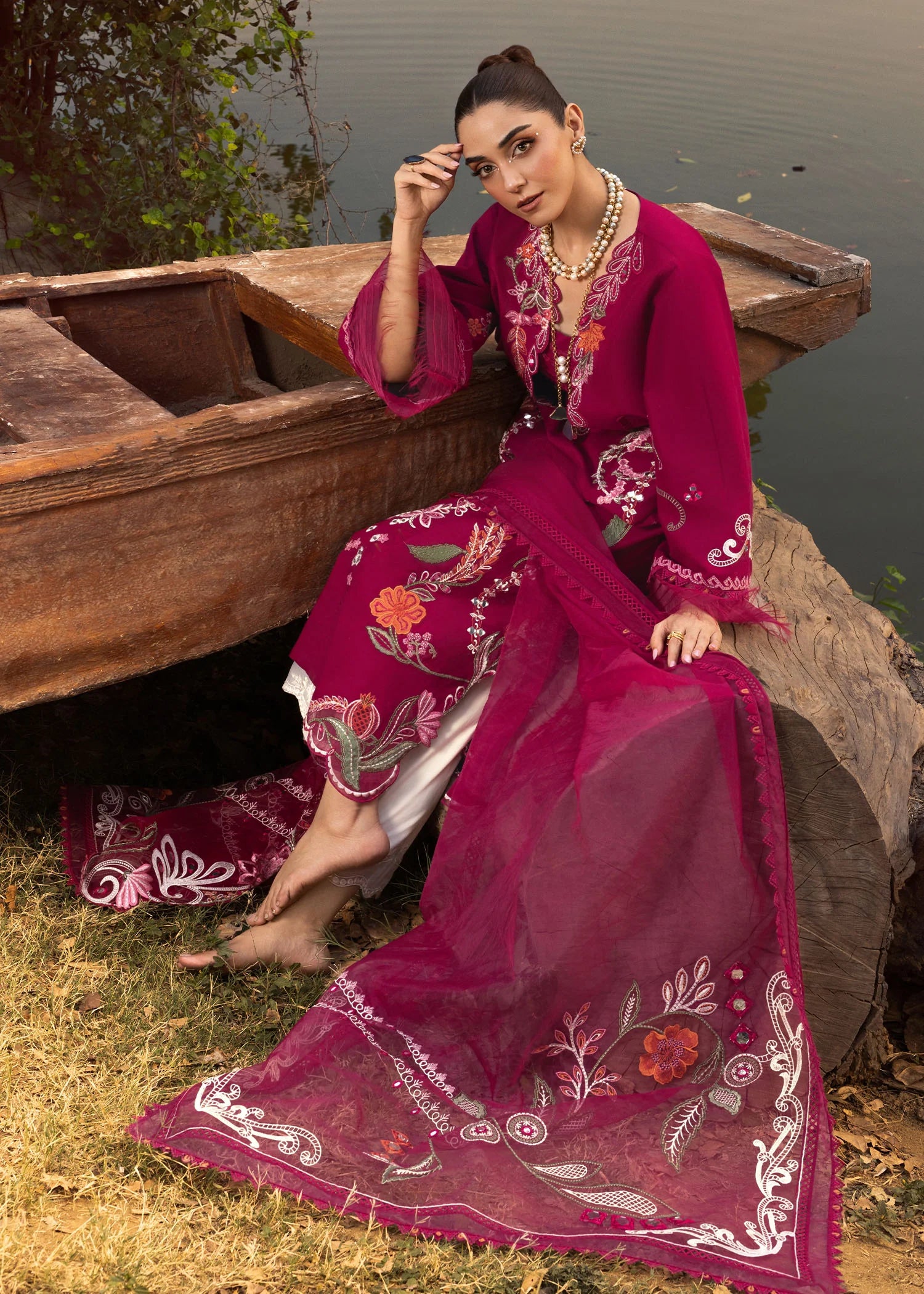 Crimson | MIRROR GARDEN - D3A | TASAWAR Lawn '25