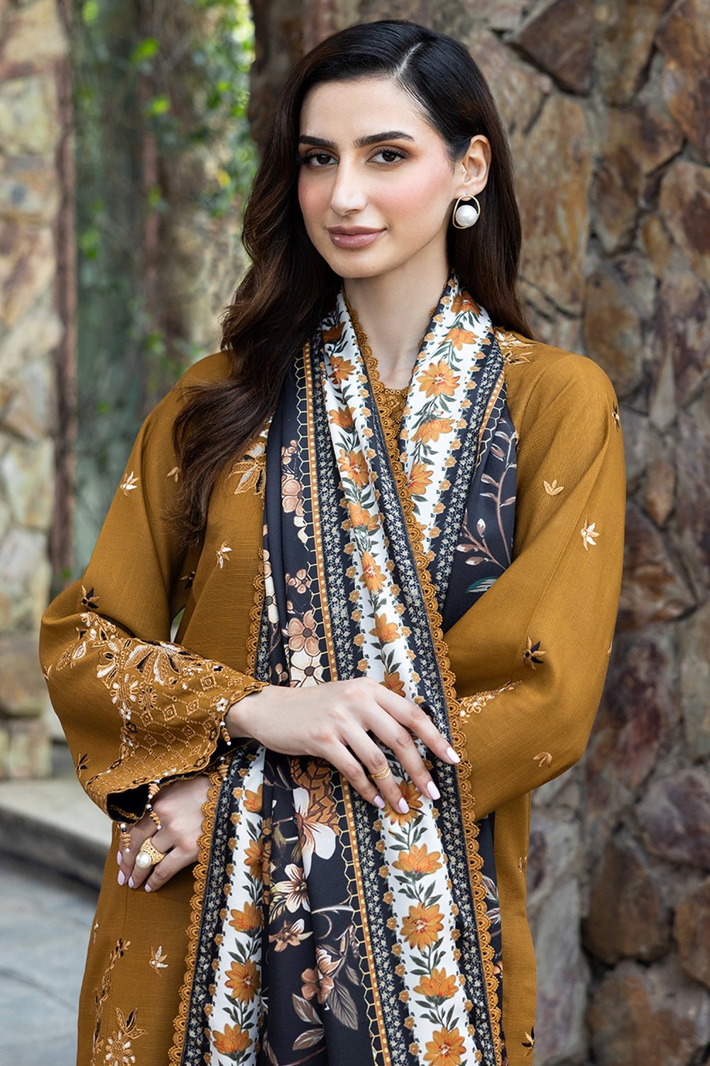 Farasha | Sundune | EMINENCE KHADDAR F/W 25