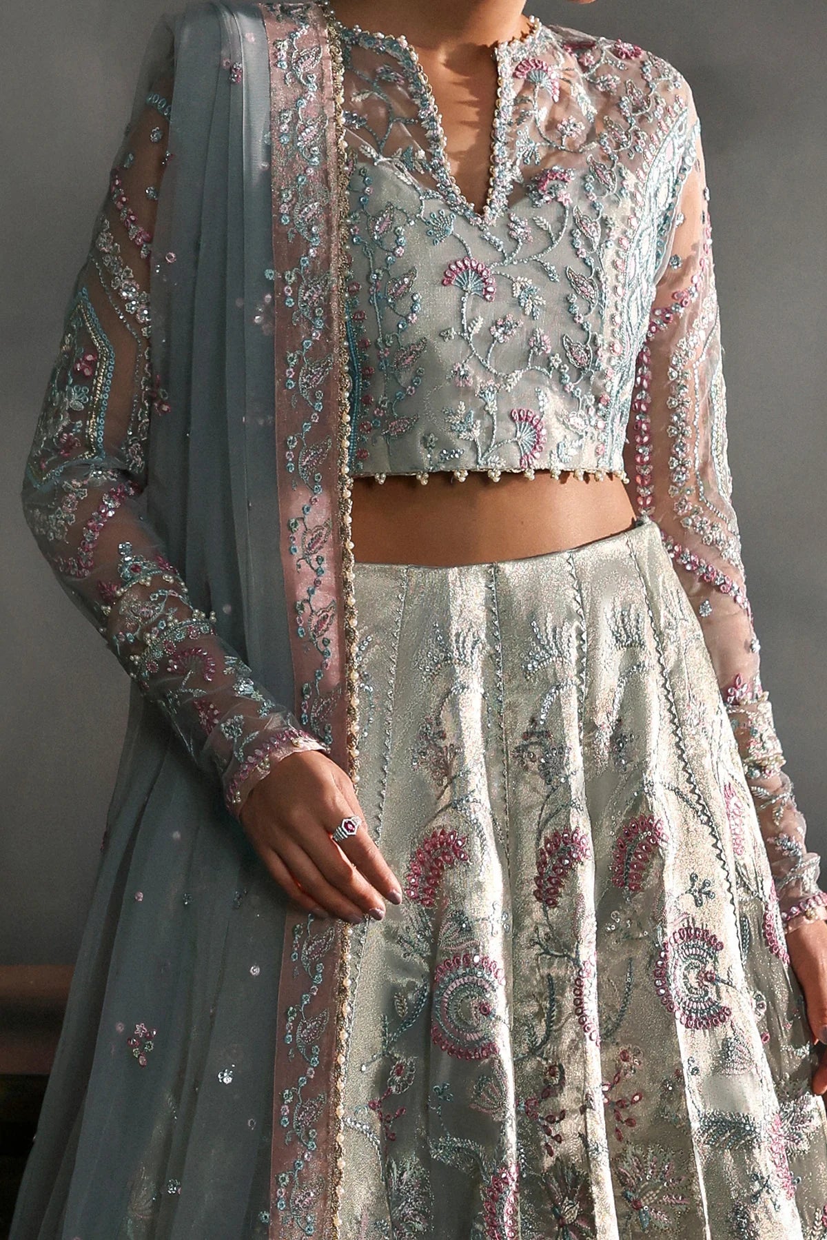 Afrozeh | Elanora | La Fuchsia'25