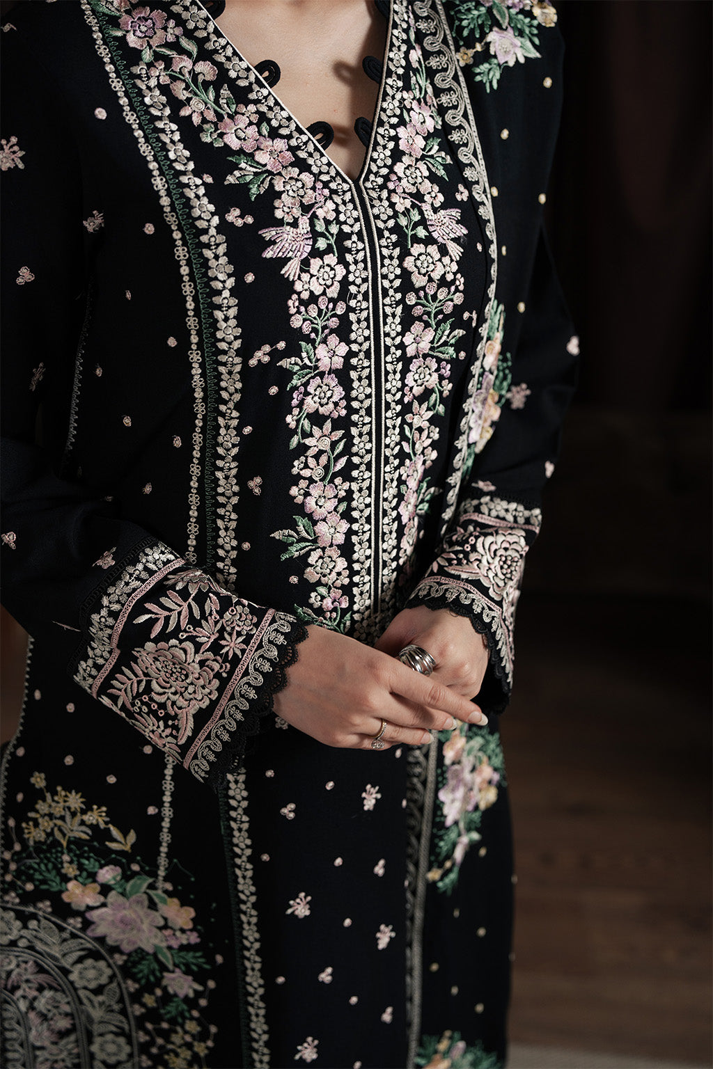 Neeshay | Velayne | Winter Reverie Karandi unstitch Collection