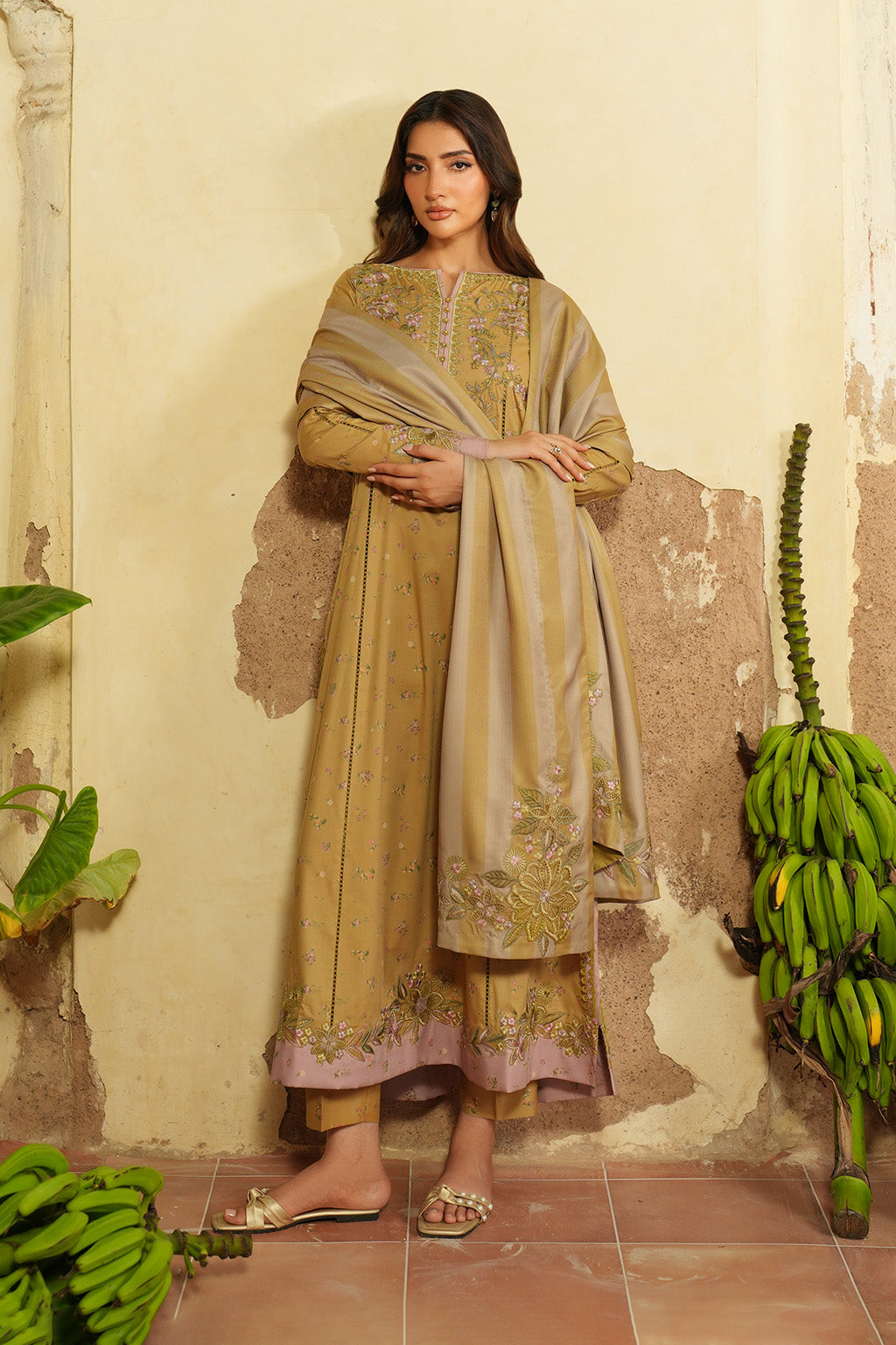 IPF-04 Embroidered Printed Linen