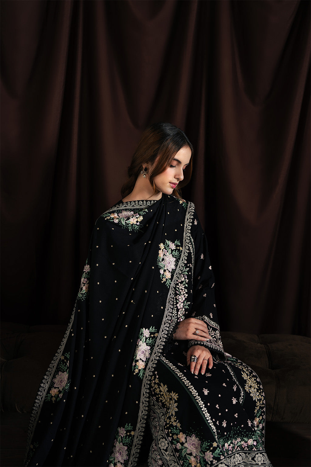 Neeshay | Velayne | Winter Reverie Karandi unstitch Collection