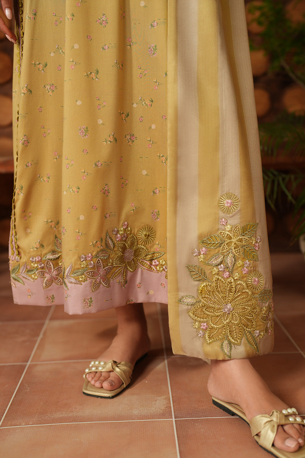 IPF-04 Embroidered Printed Linen