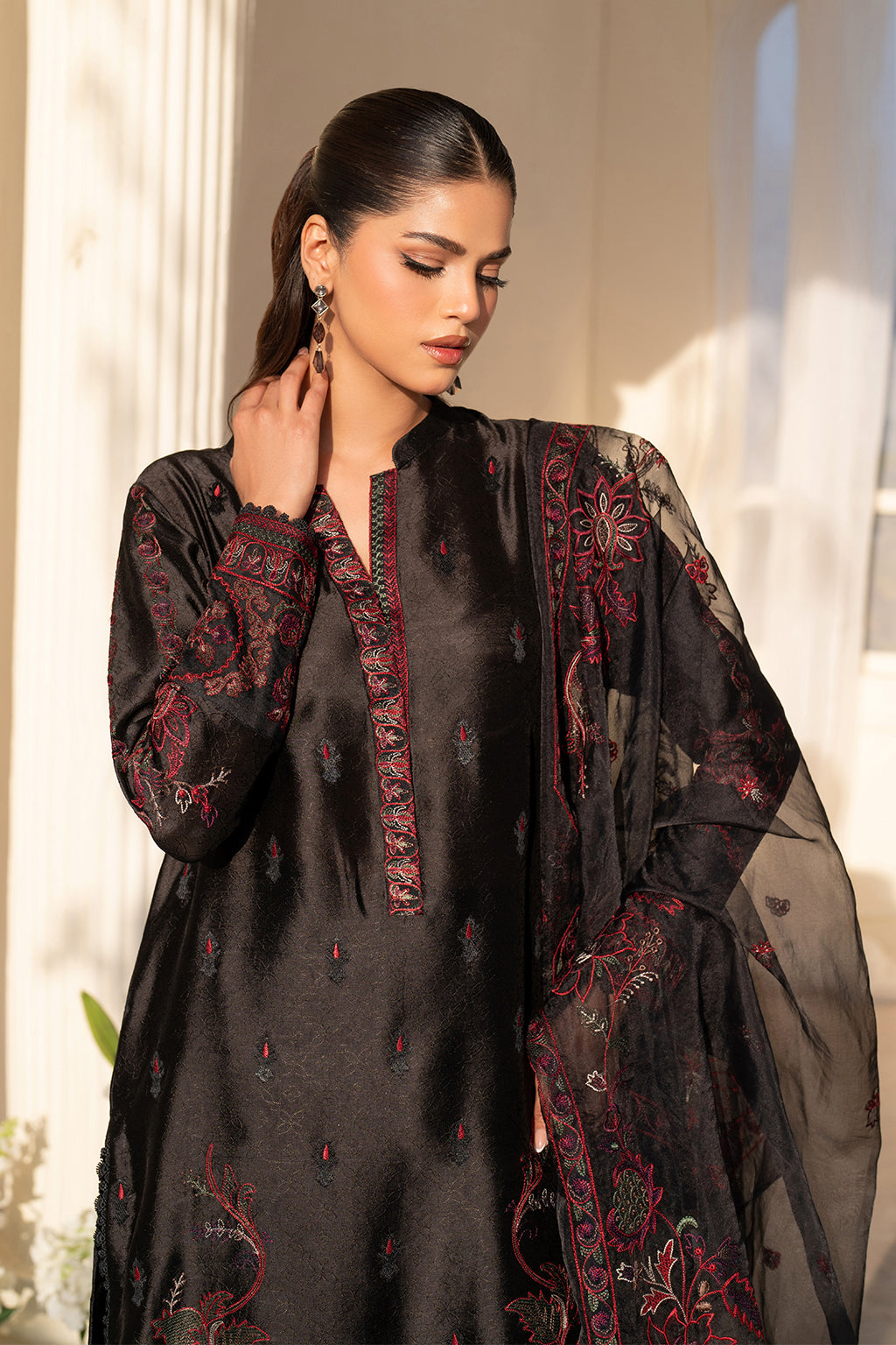 Iznik | Printed Formal | UE-434 Embroidered Pure Jacquard Silk