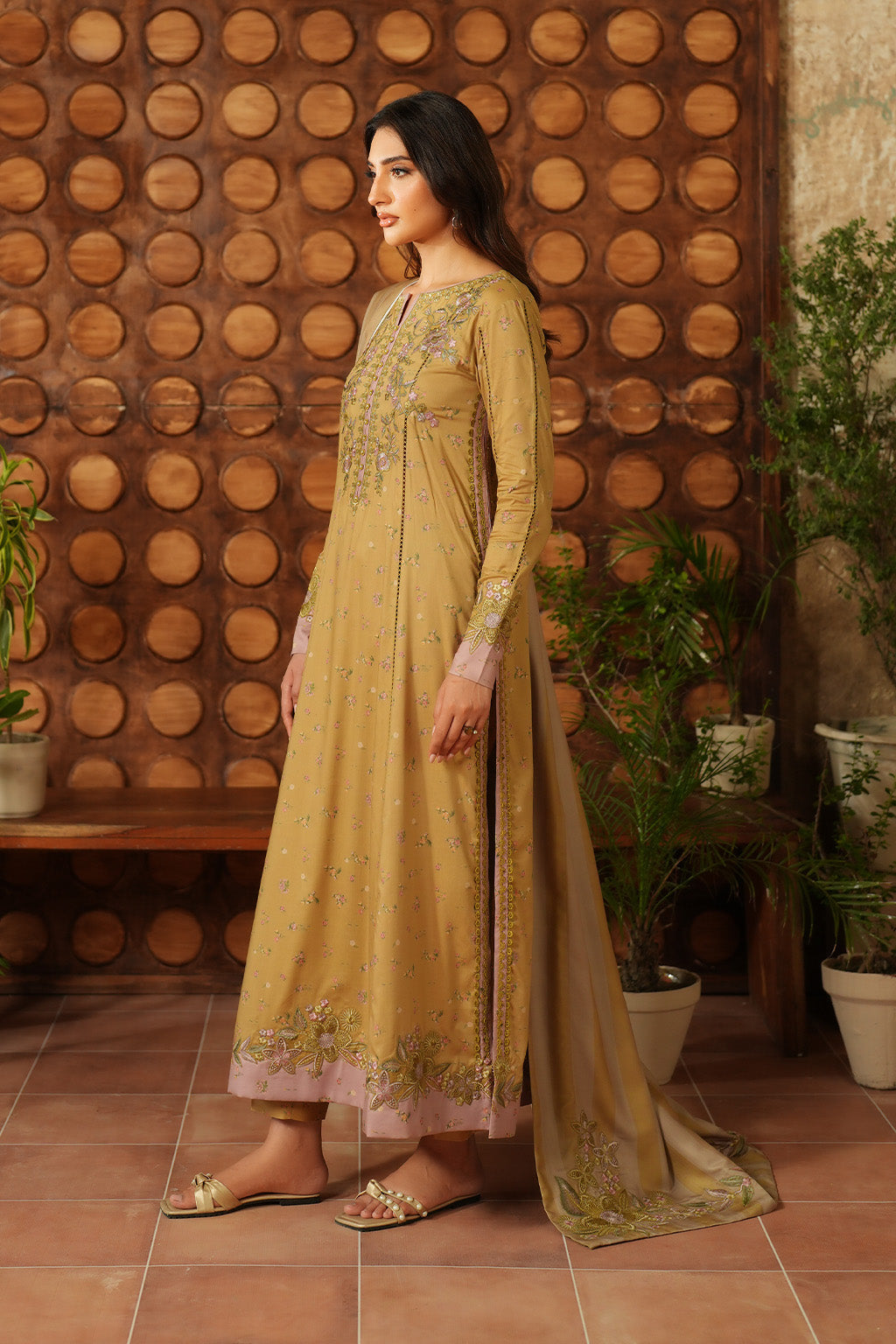 IPF-04 Embroidered Printed Linen