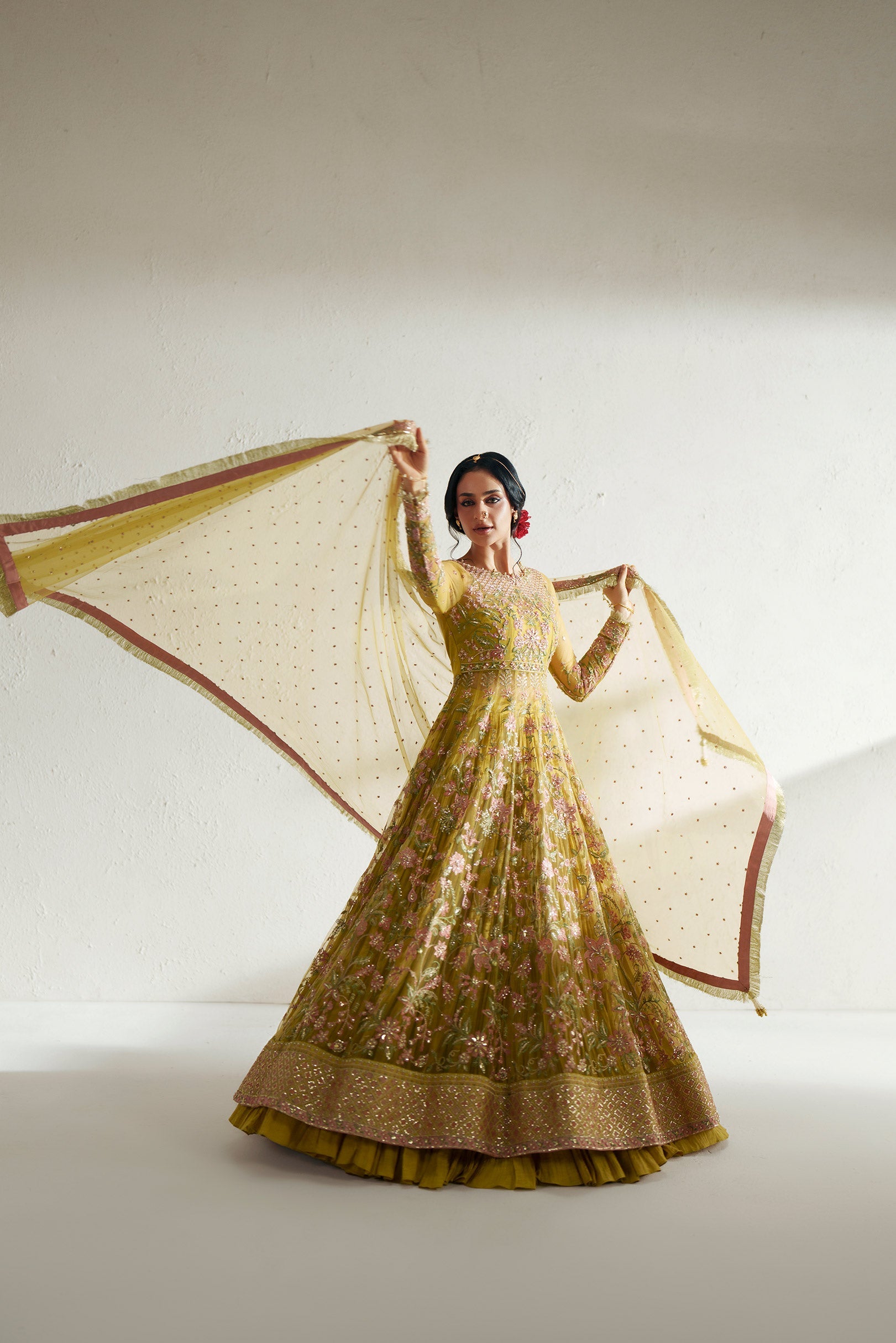 Vera Marigold Mustard Pishwas Set