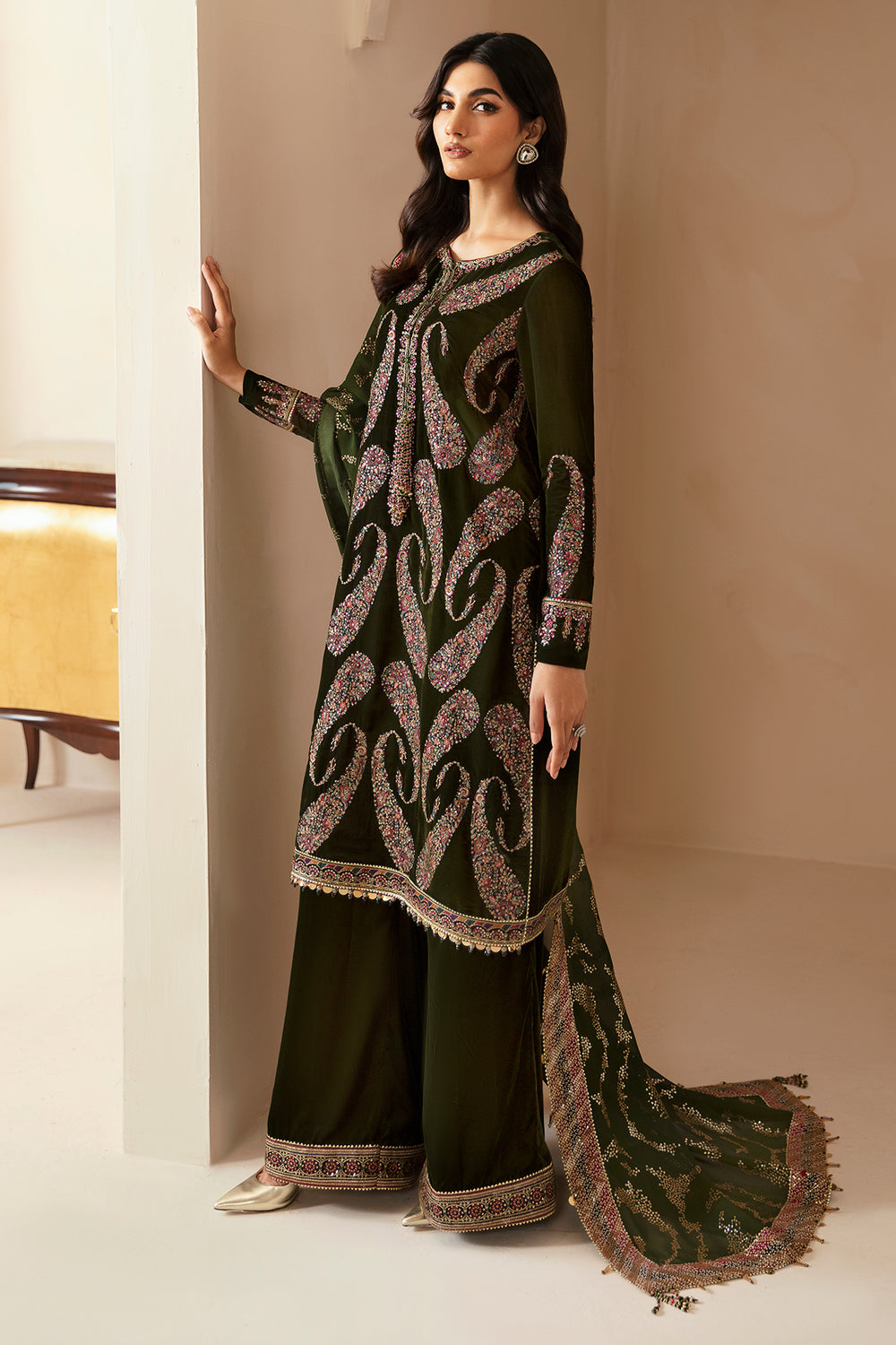 Embroidered Velvet Formal'24 By Jazmin VF-2023