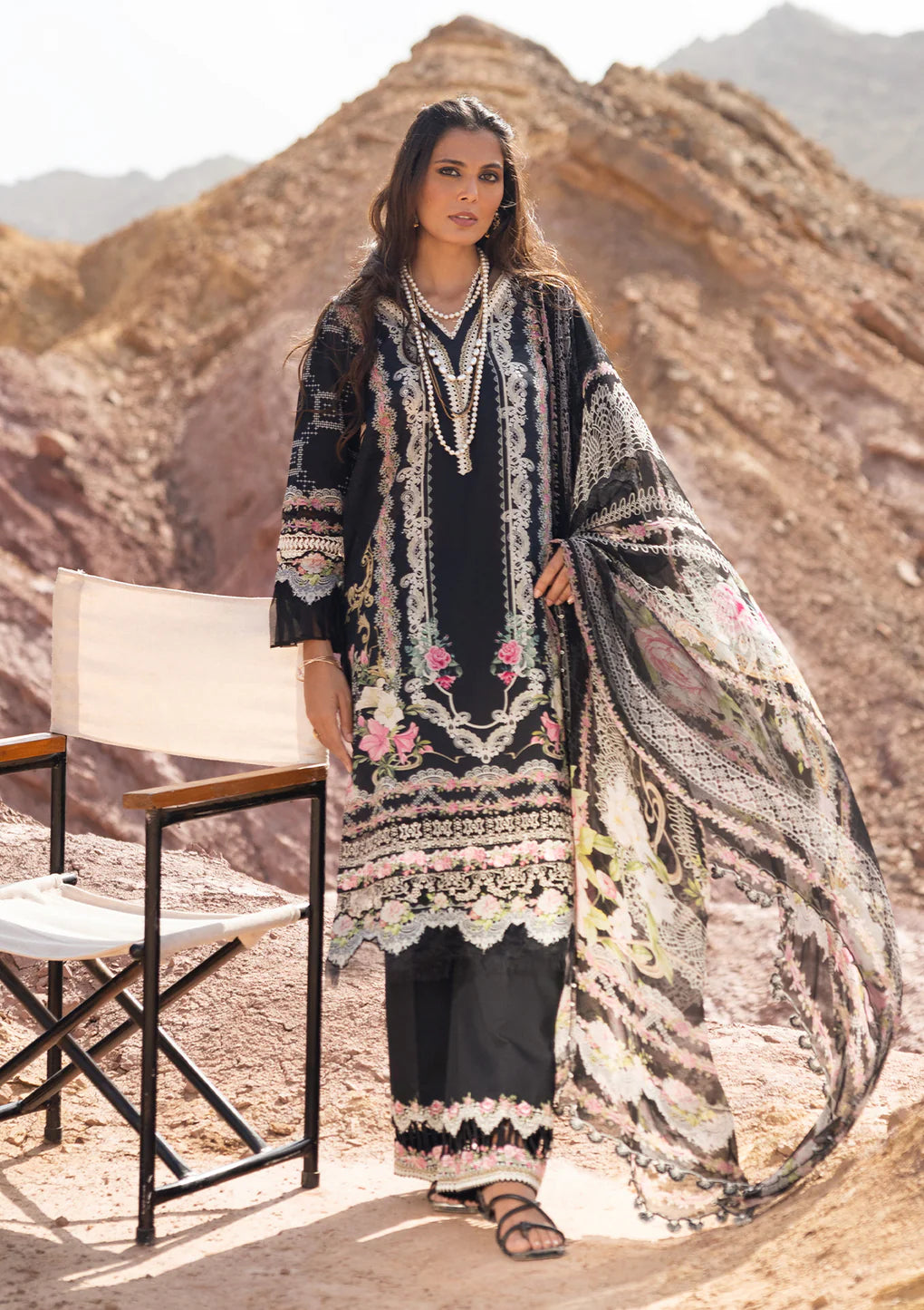 Signature Embroidered Lawn Collection '23 By Elaf ESC-03A STELLA