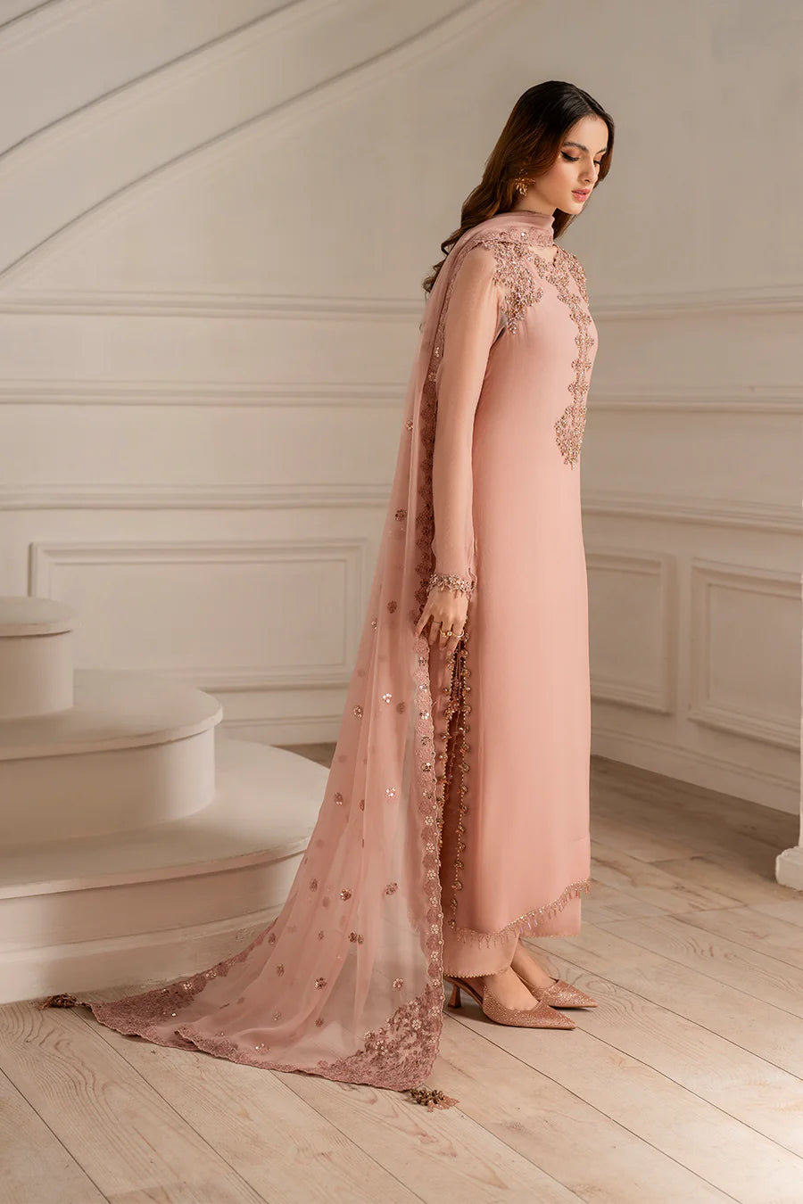 Iznik | Luxury Formal | UE-479 Embroidered Chiffon