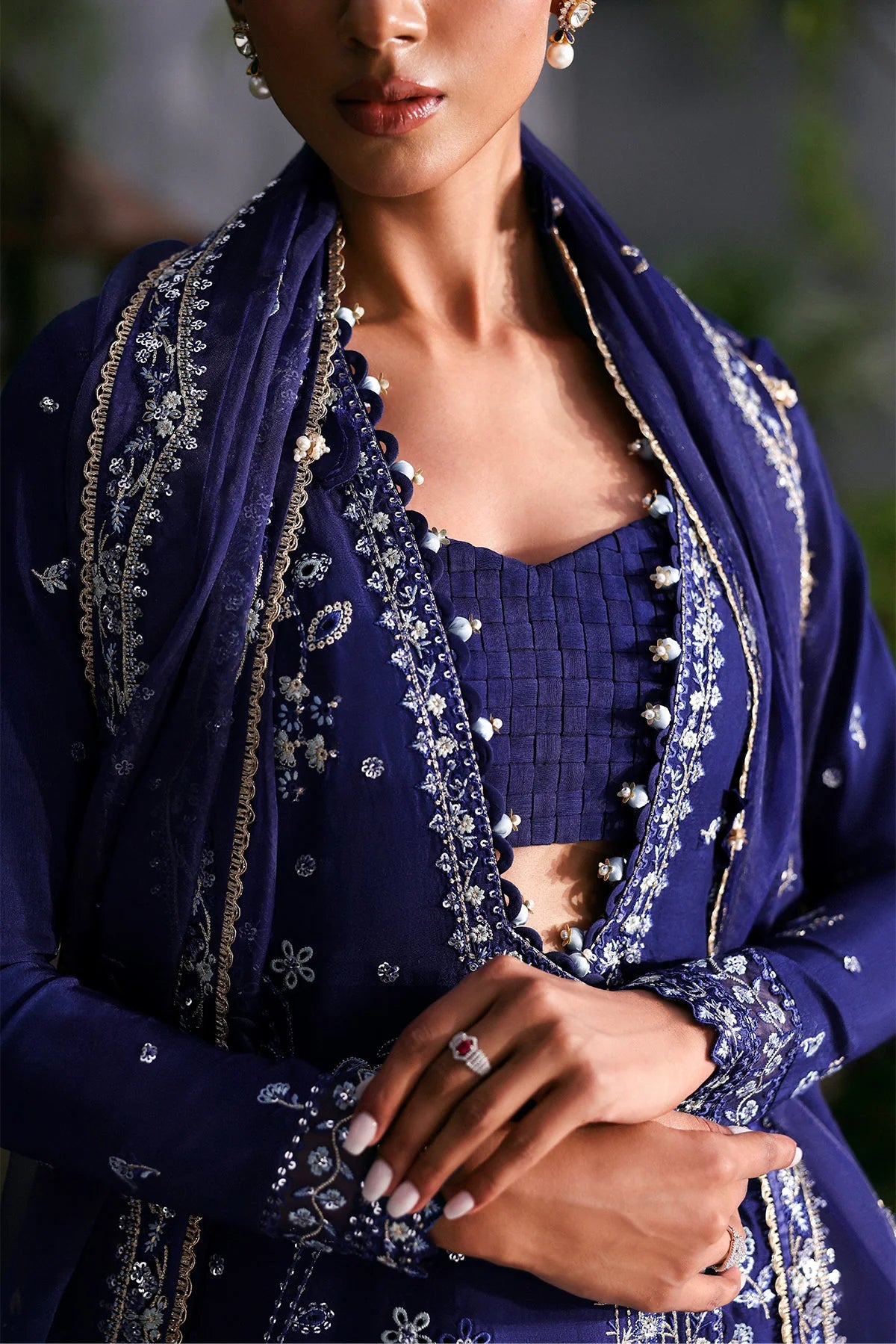 Afrozeh | Maison | La Fuchsia'25