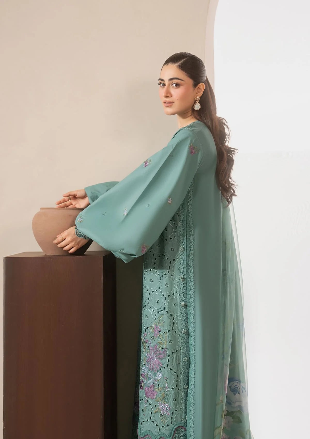 Elaf E-CRAFT - CHIKANKARI LAWN WITH CHIFFON DUPATTA '26 | EHC-1B WILLOW