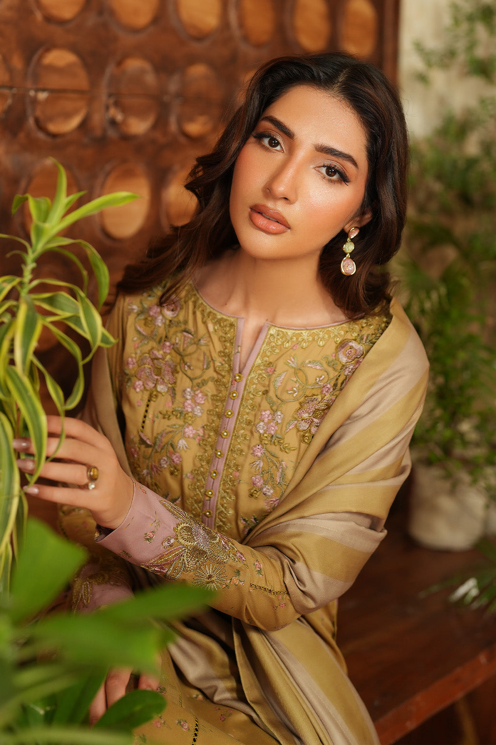 IPF-04 Embroidered Printed Linen