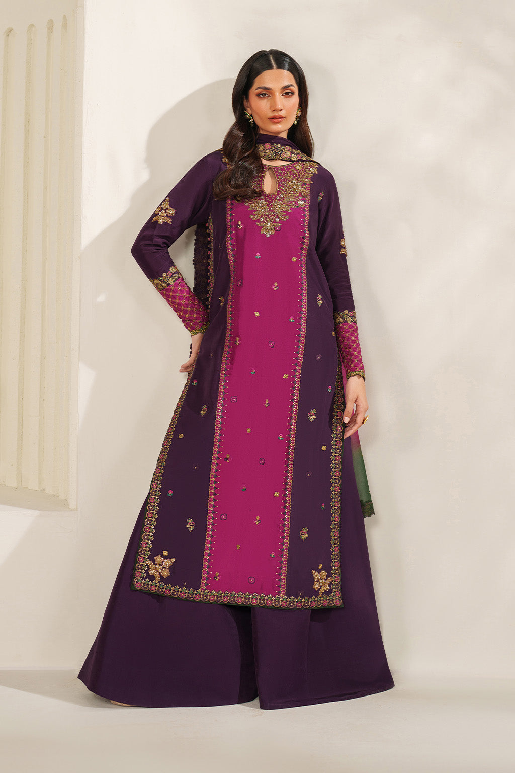 Iznik Festive Formals '26 | UE-611 Embroidered Ramen Silk