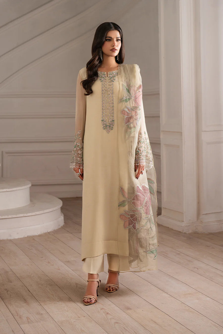 Iznik | Luxury Formal | UE-413 Embroidered Chiffon