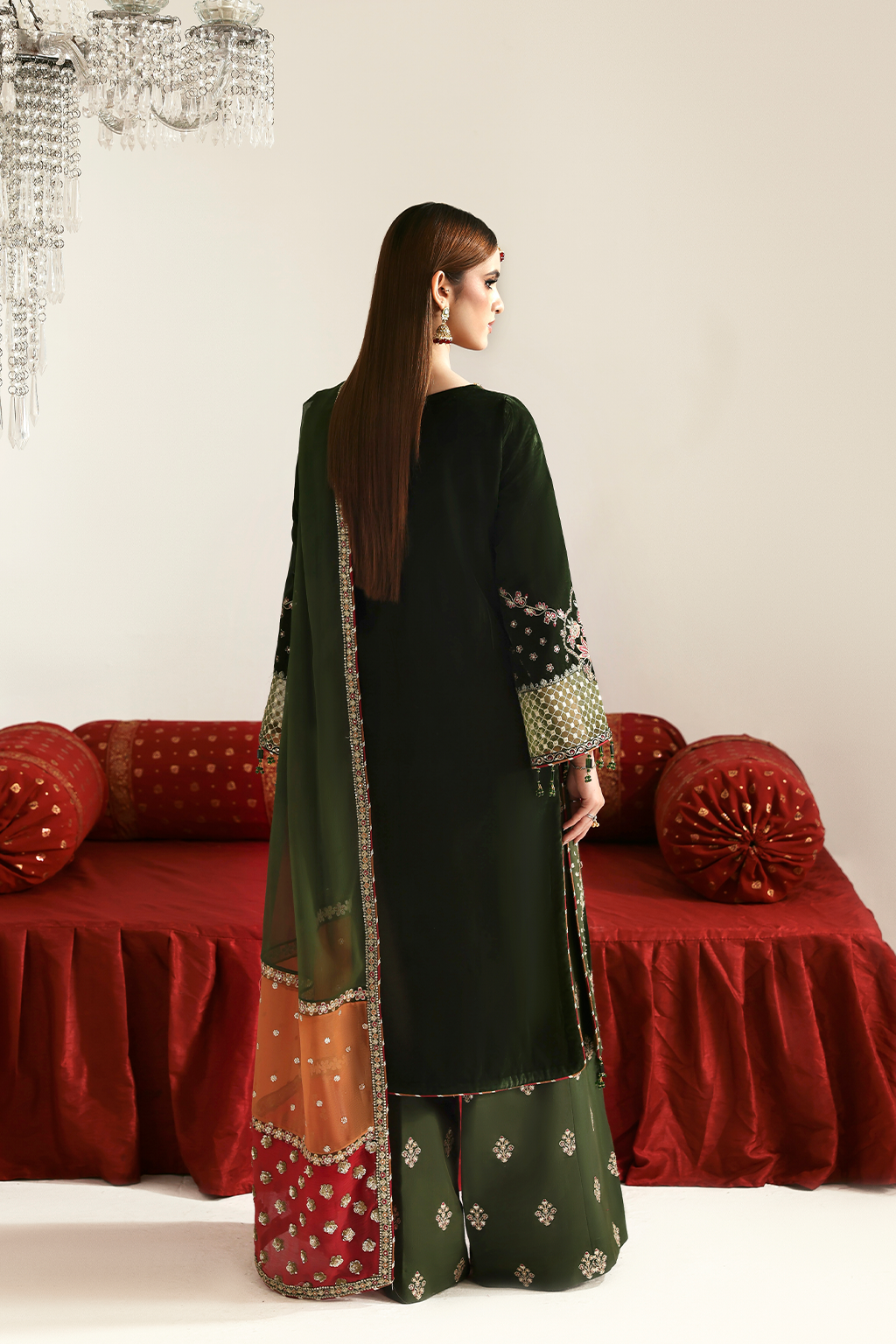Pakistani velvet formal wear Aarish by Emaan Adeel 2025
