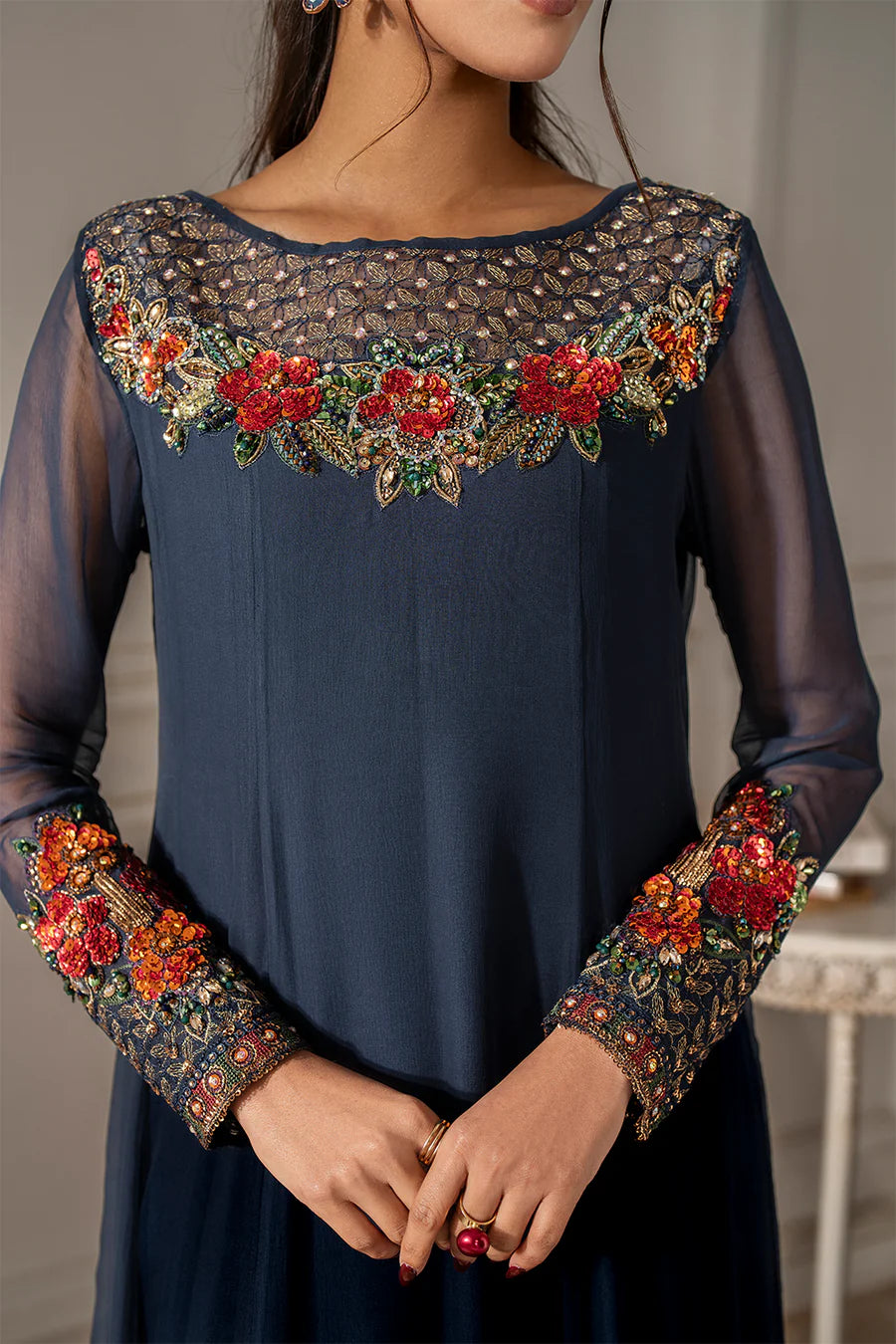 Iznik | Luxury Formal | UE-412 Embroidered Chiffon