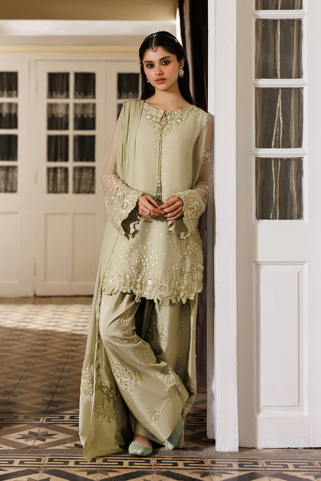 Iznik Semi Formals | CC-101 Embroidered Chiffon