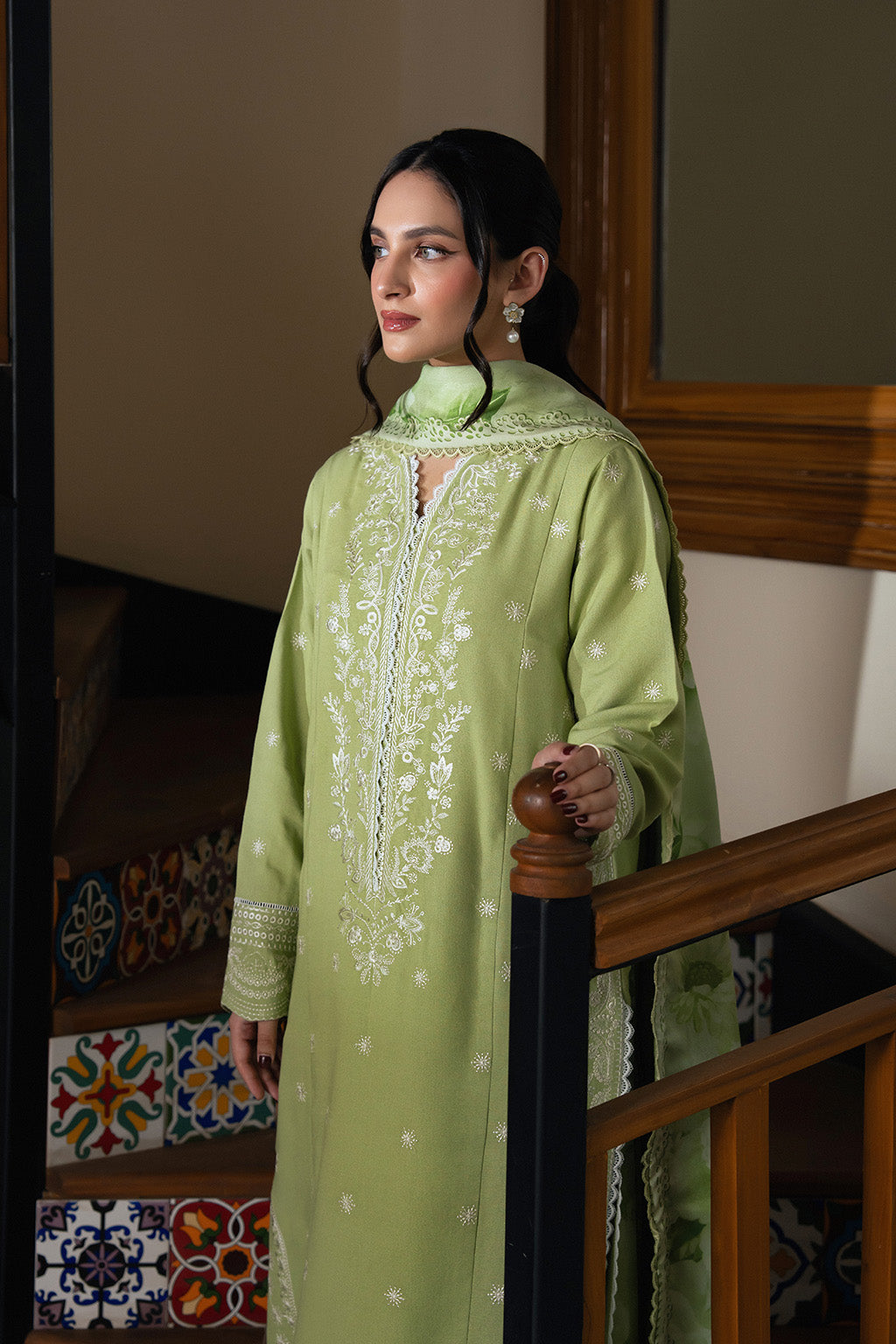 Neeshay | Virsine | Winter Reverie Karandi unstitch Collection