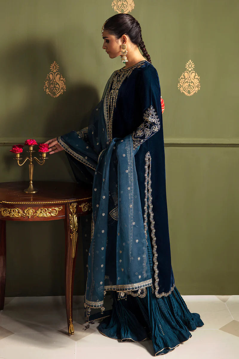 Jahan Ara Luxury Velvet Collection '23 By Baroque EMBROIDERED VELVET UF-467
