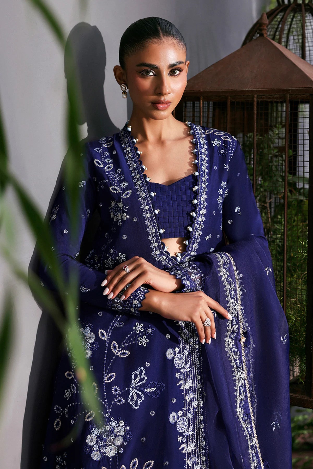 Afrozeh | Maison | La Fuchsia'25