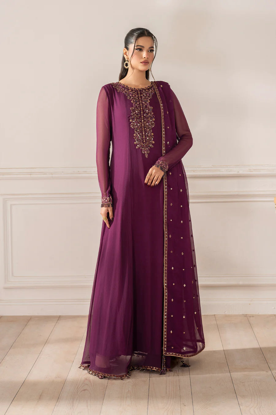 Iznik | Luxury Formal | UE-480 Embroidered Chiffon