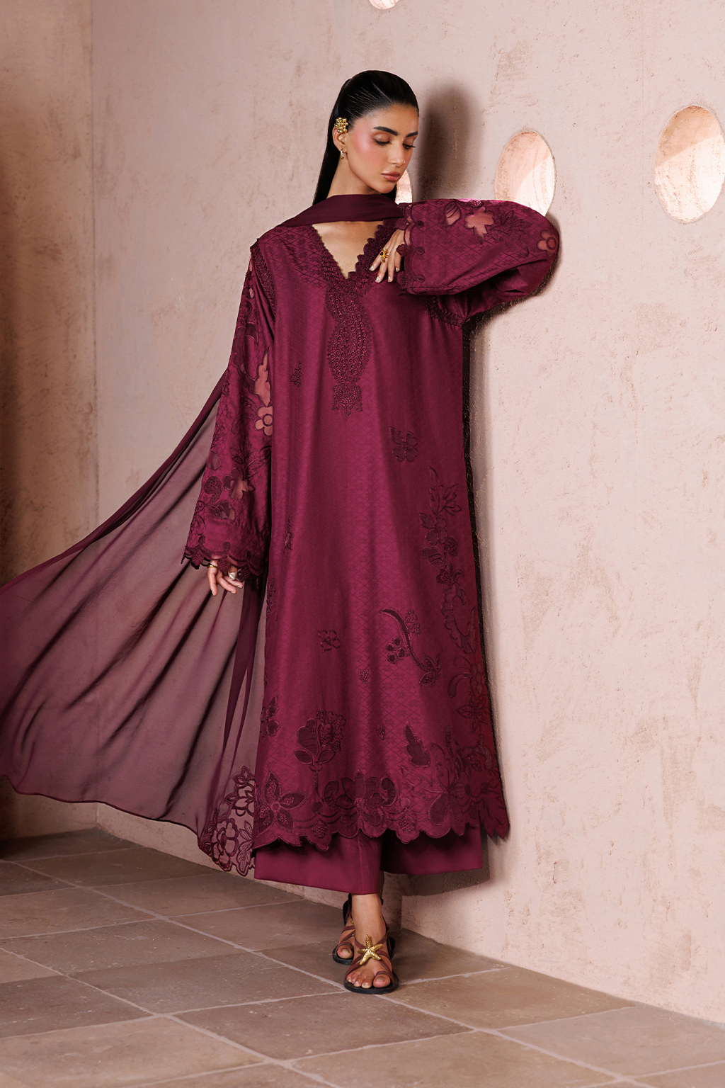 Iznik Sunscape Lawn '26 | UE-702 Embroidered Lawn