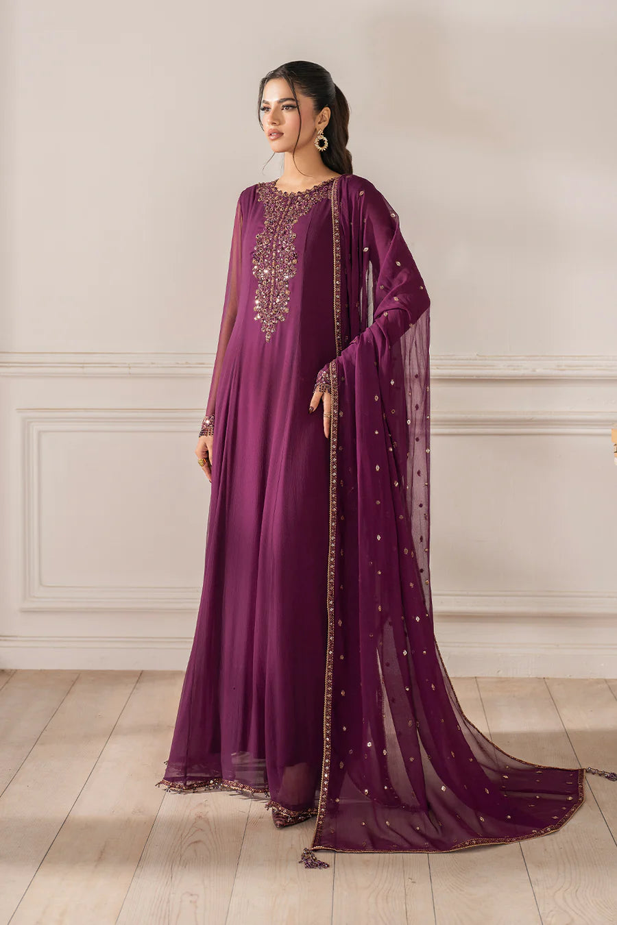 Iznik | Luxury Formal | UE-480 Embroidered Chiffon