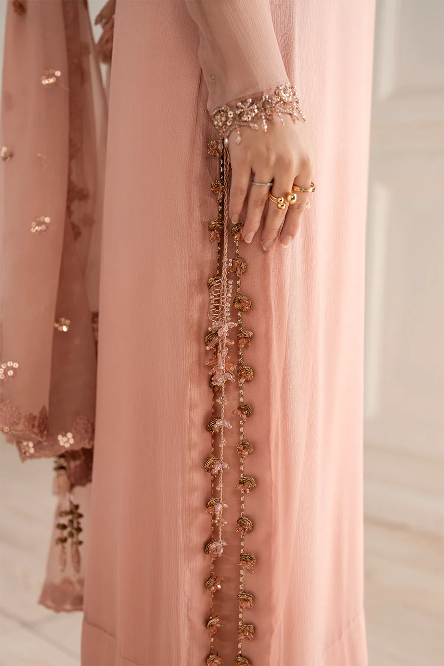 Iznik | Luxury Formal | UE-479 Embroidered Chiffon