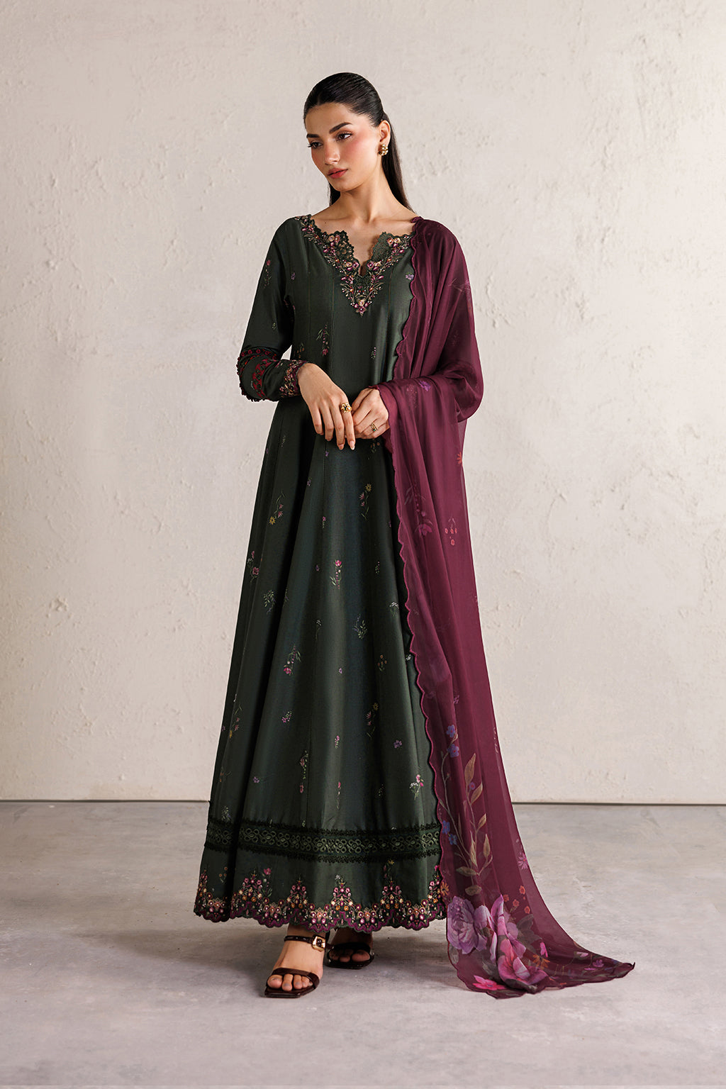 Iznik Festive Lawn '26 | IBE-03 Embroidered Lawn