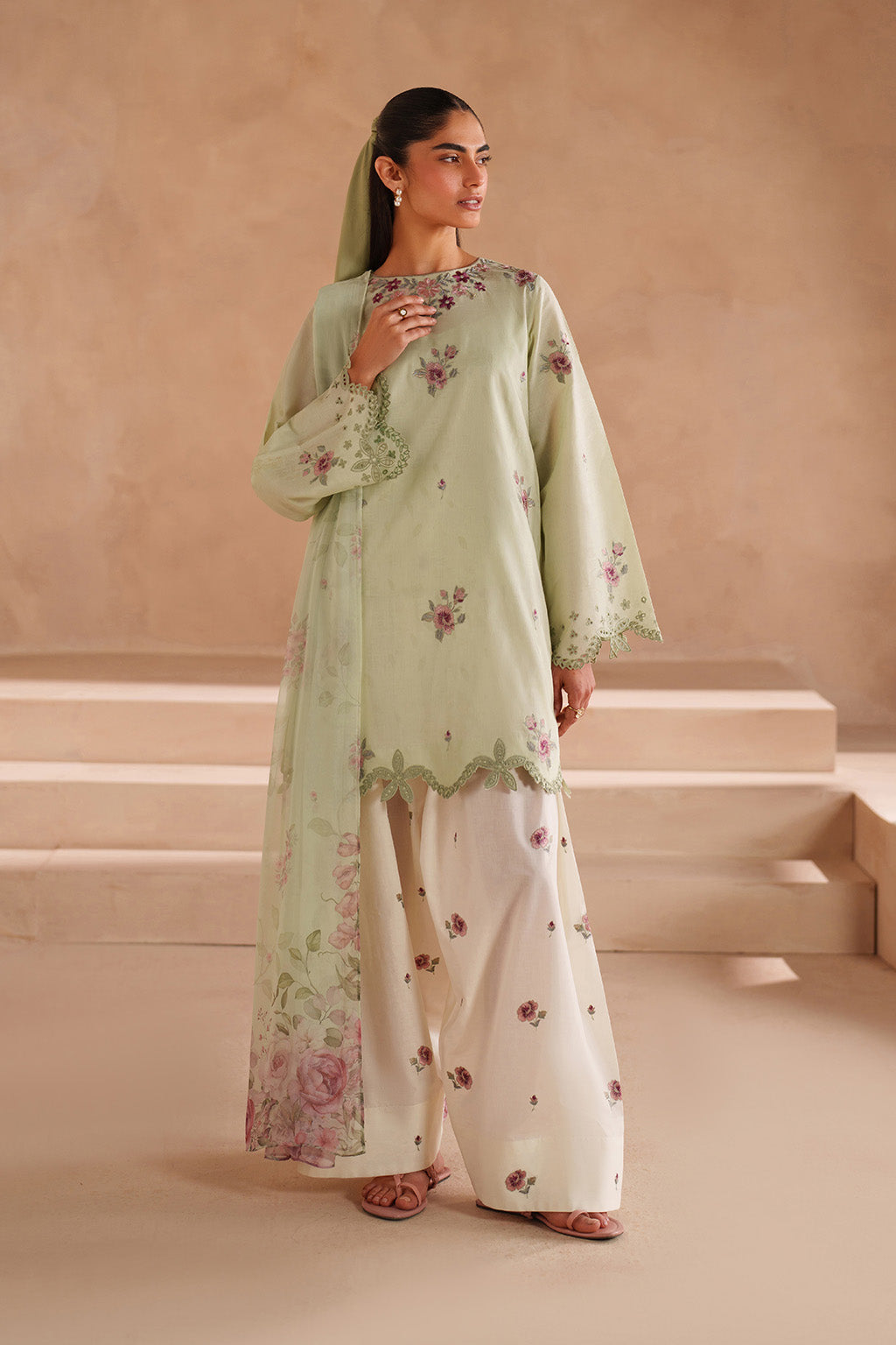 Iznik Ramadan Edit | UE-606 Embroidered Lawn