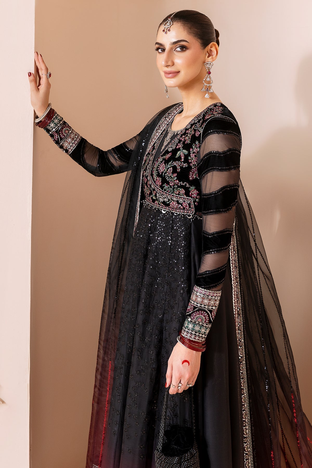 Velvet Formal | Embroidere CVF D-10