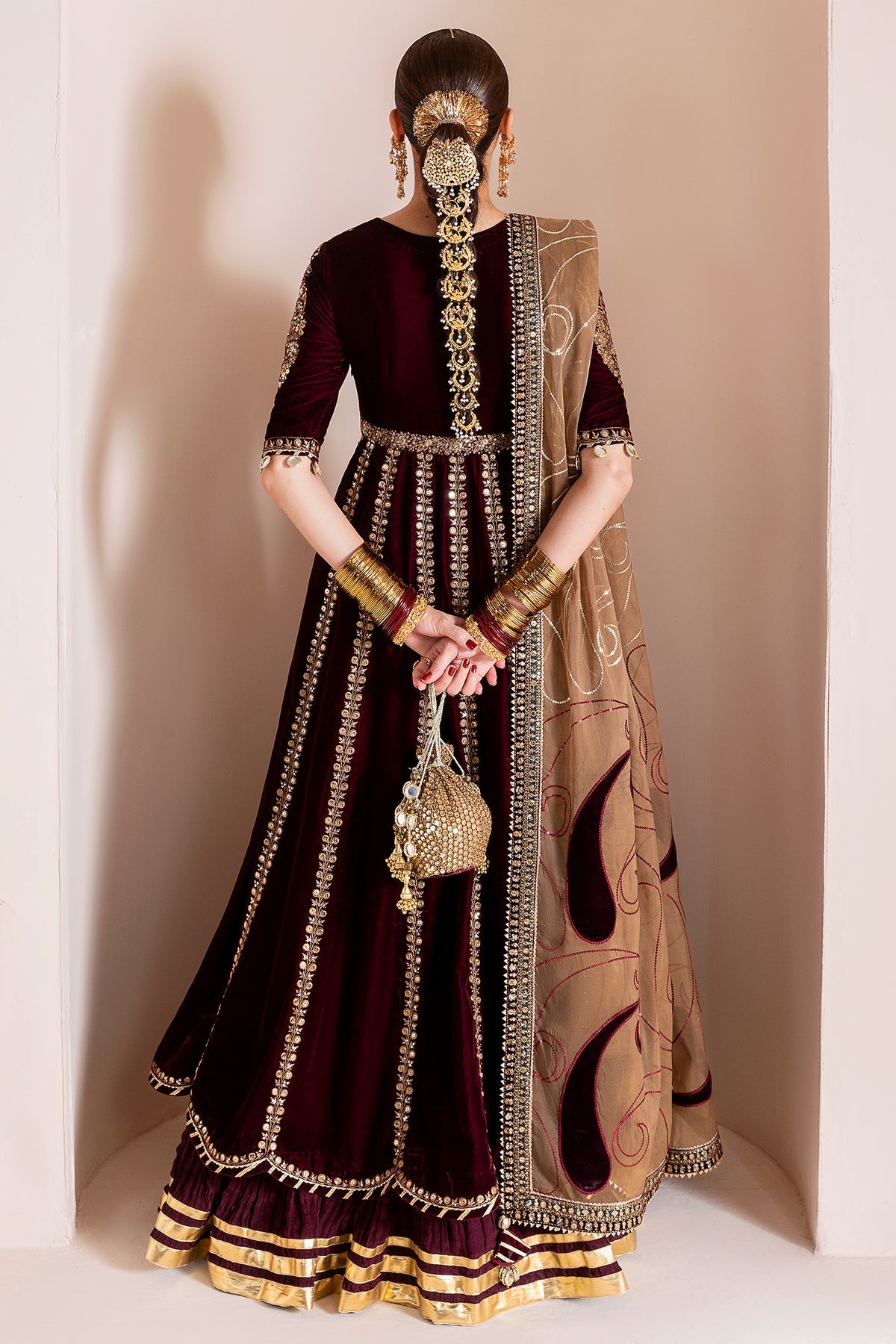 Velvet Formal | Embroidere CVF D-12