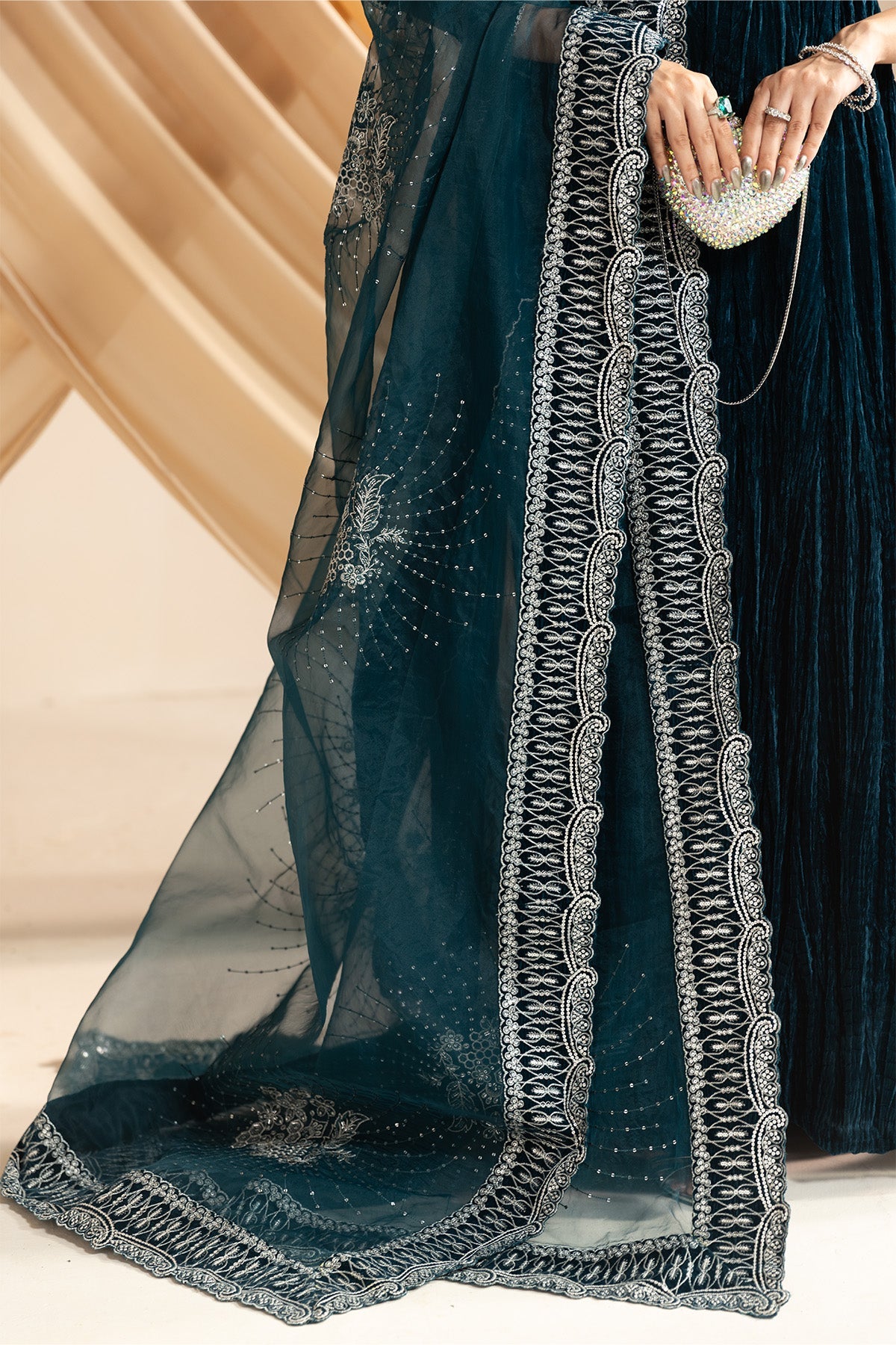 Alizeh | AF-VLT-2214-Mystique | Lamour Inlays Velvetine