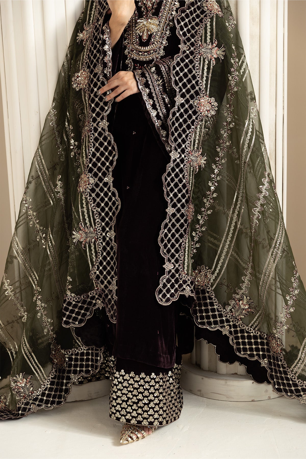 Alizeh | AF-VLT-2213-Vanya | Lamour Inlays Velvetine