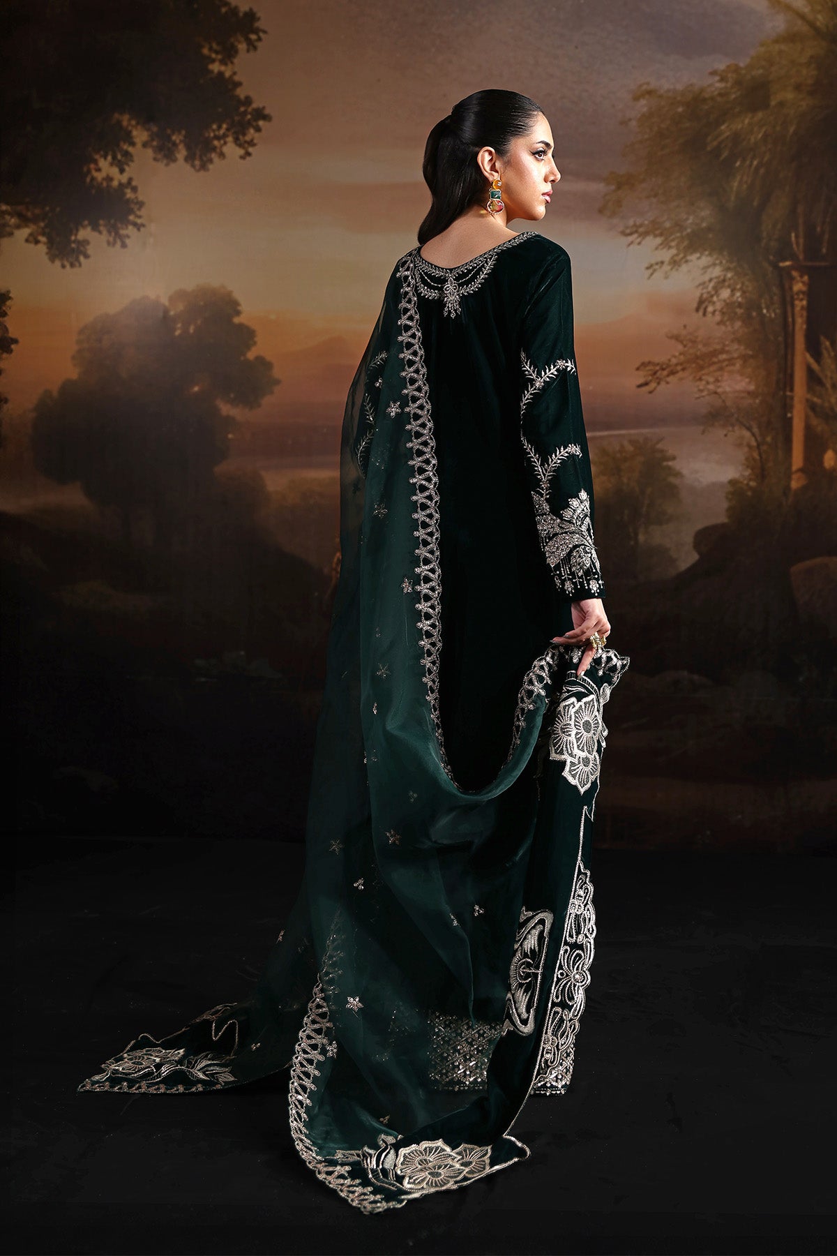 Alizeh | AF-VLT-2210-Vinni | Lamour Inlays Velvetine