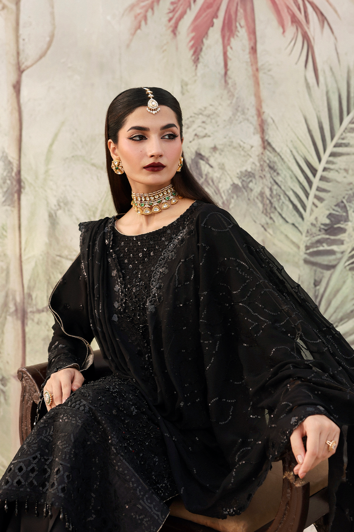 Close-up of organza borders on Emaan Adeel ZAREENAH outfit
