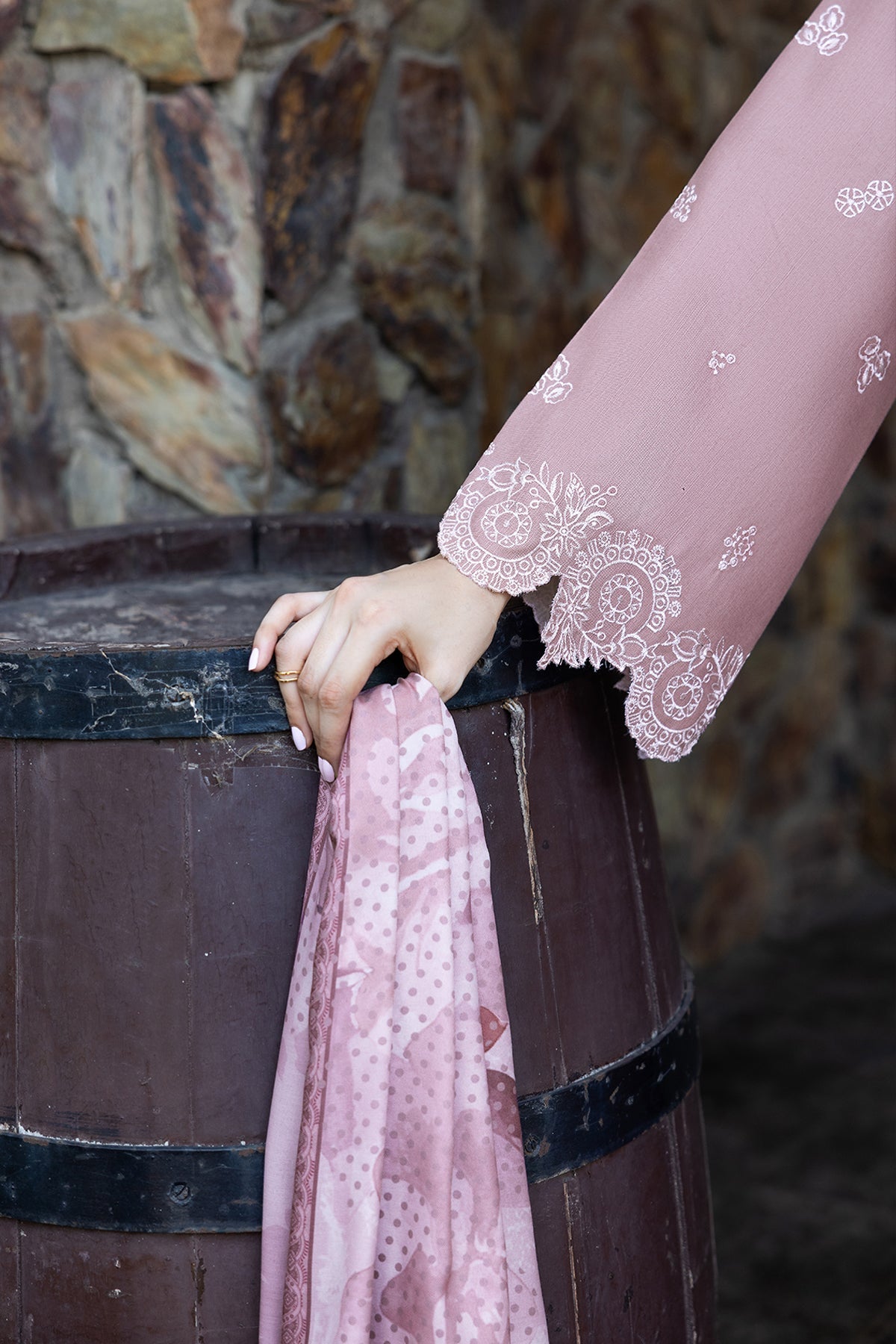 Farasha | Blushen | EMINENCE KHADDAR F/W 25