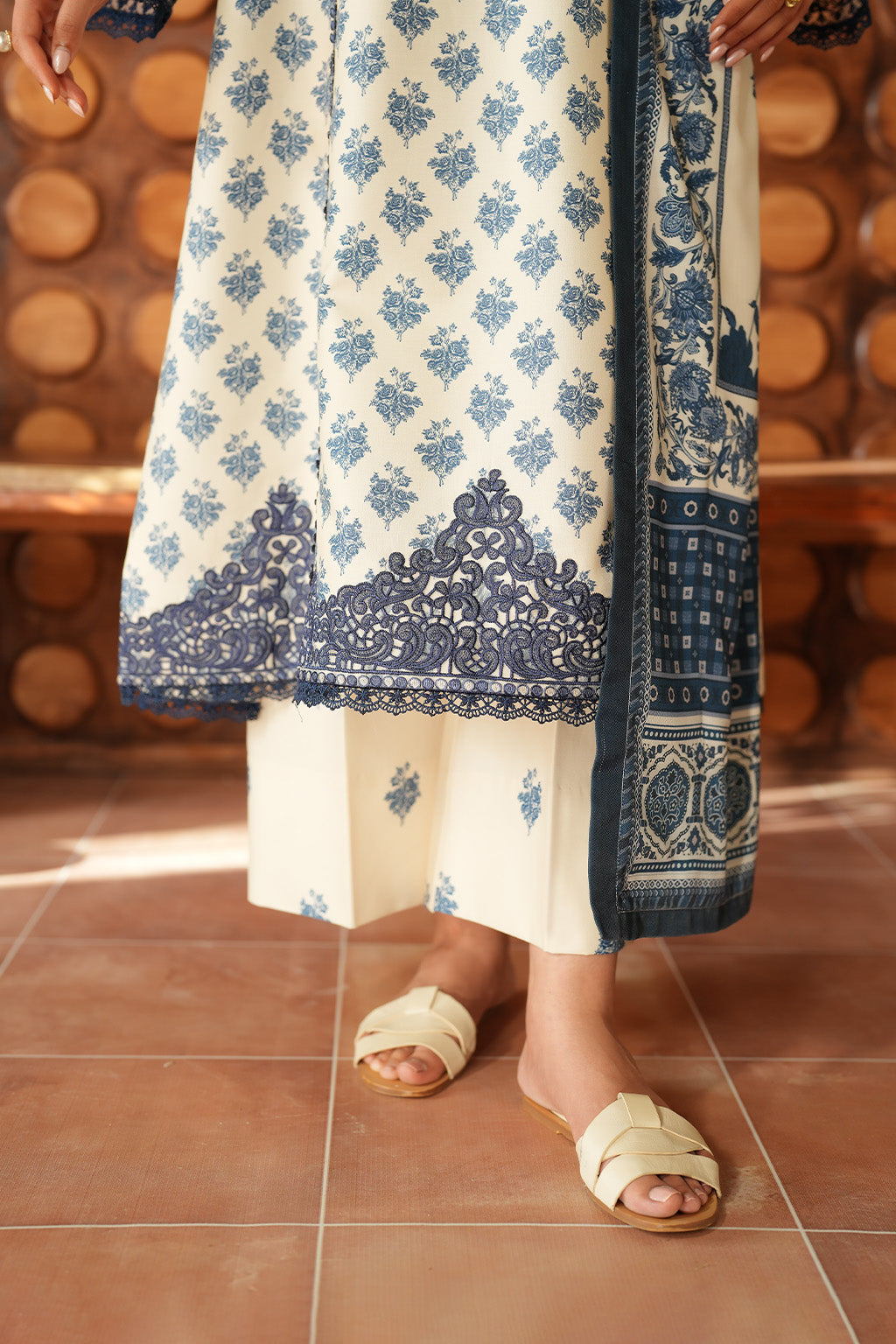 IPF-07 Embroidered Printed Linen