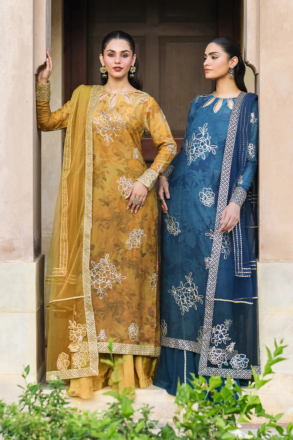 Bandhani Luxury Chiffon '25 | UE-332 | 3PC Embroidered Chiffon Suit