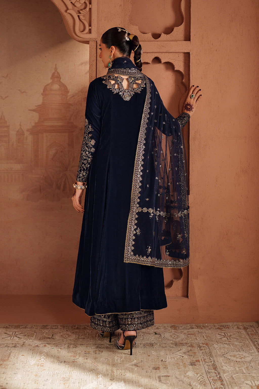 Velvet winter outfit by Iznik 2025 collection