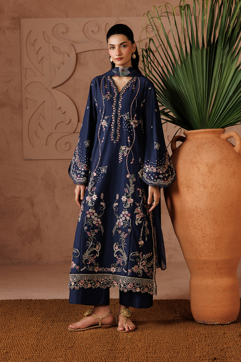 Iznik Sunscape Lawn '26 | UE-694 Embroidered Lawn