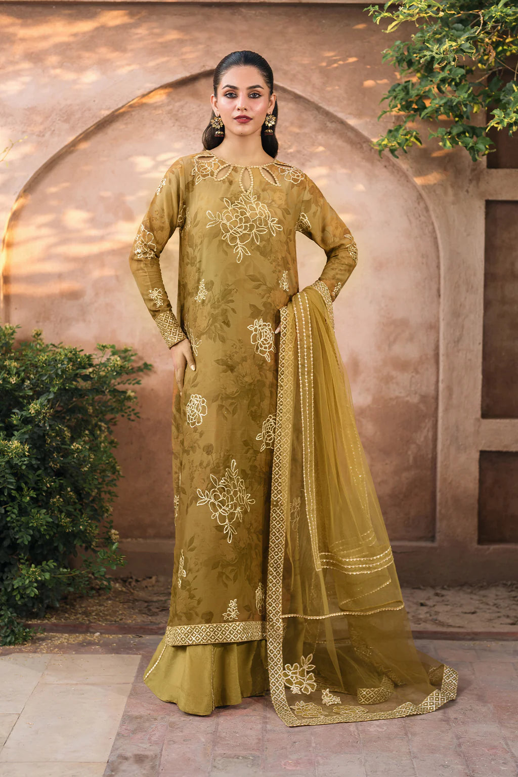 Bandhani Luxury Chiffon '25 | UE-332 | 3PC Embroidered Chiffon Suit