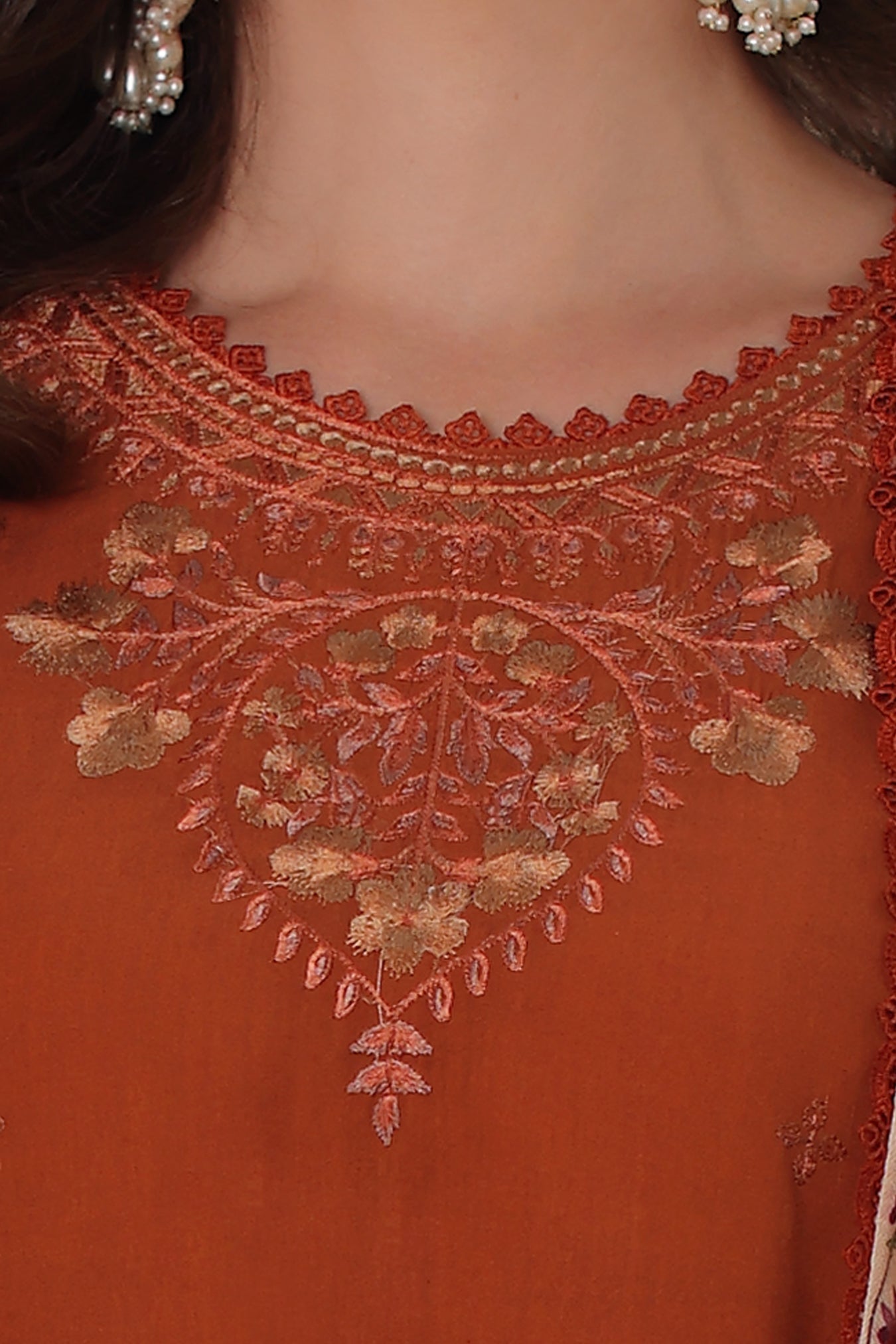 Saadia Asad D10 B - Burnt Terracotta 06