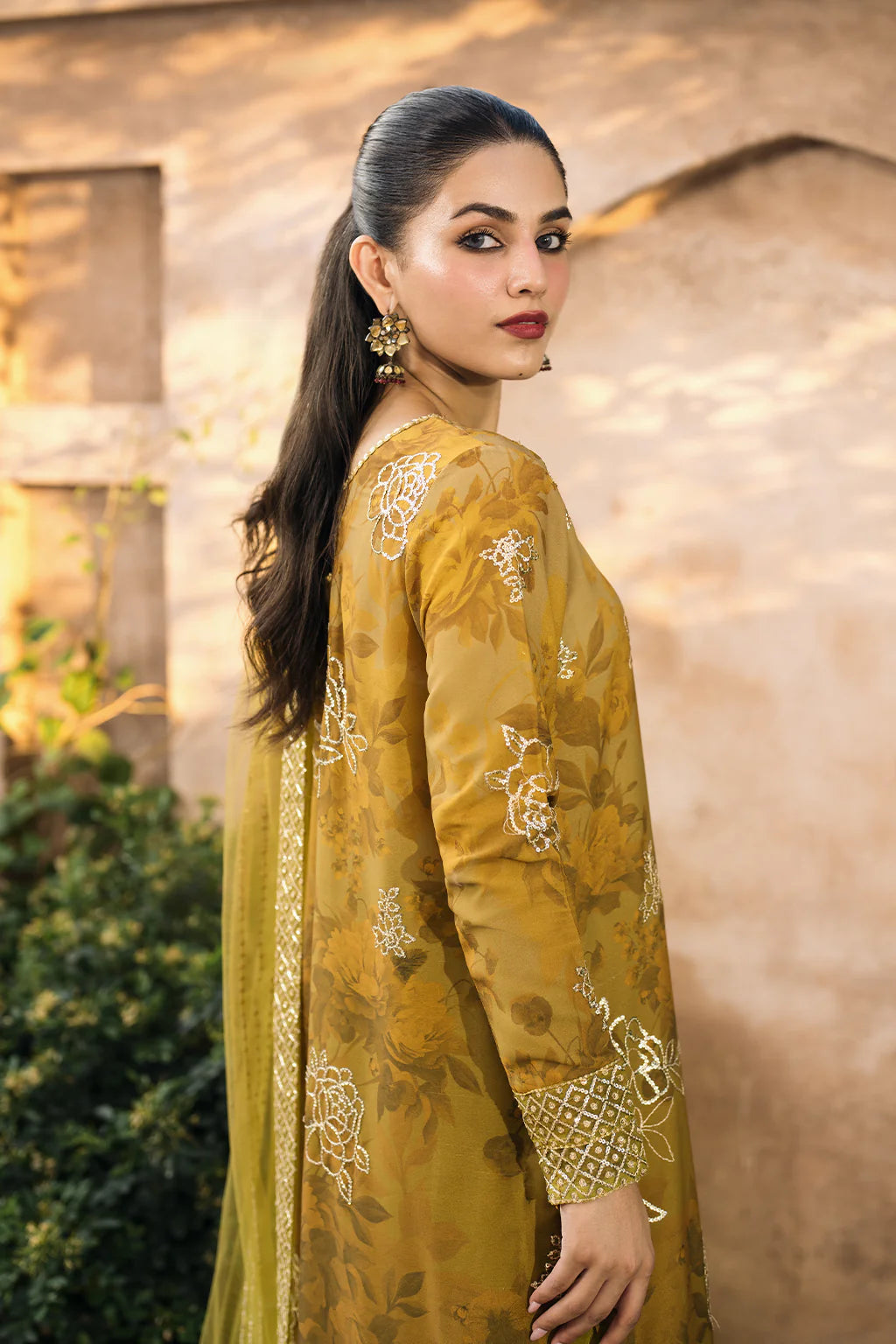 Bandhani Luxury Chiffon '25 | UE-332 | 3PC Embroidered Chiffon Suit