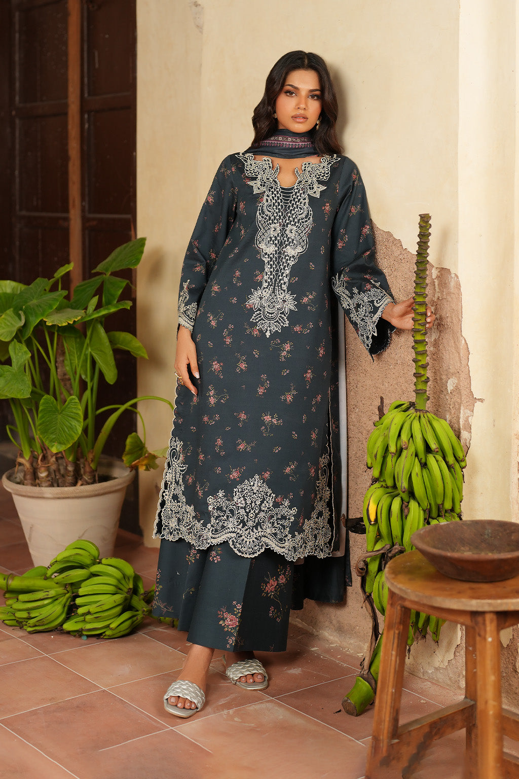 IPF-12 Embroidered Printed Linen