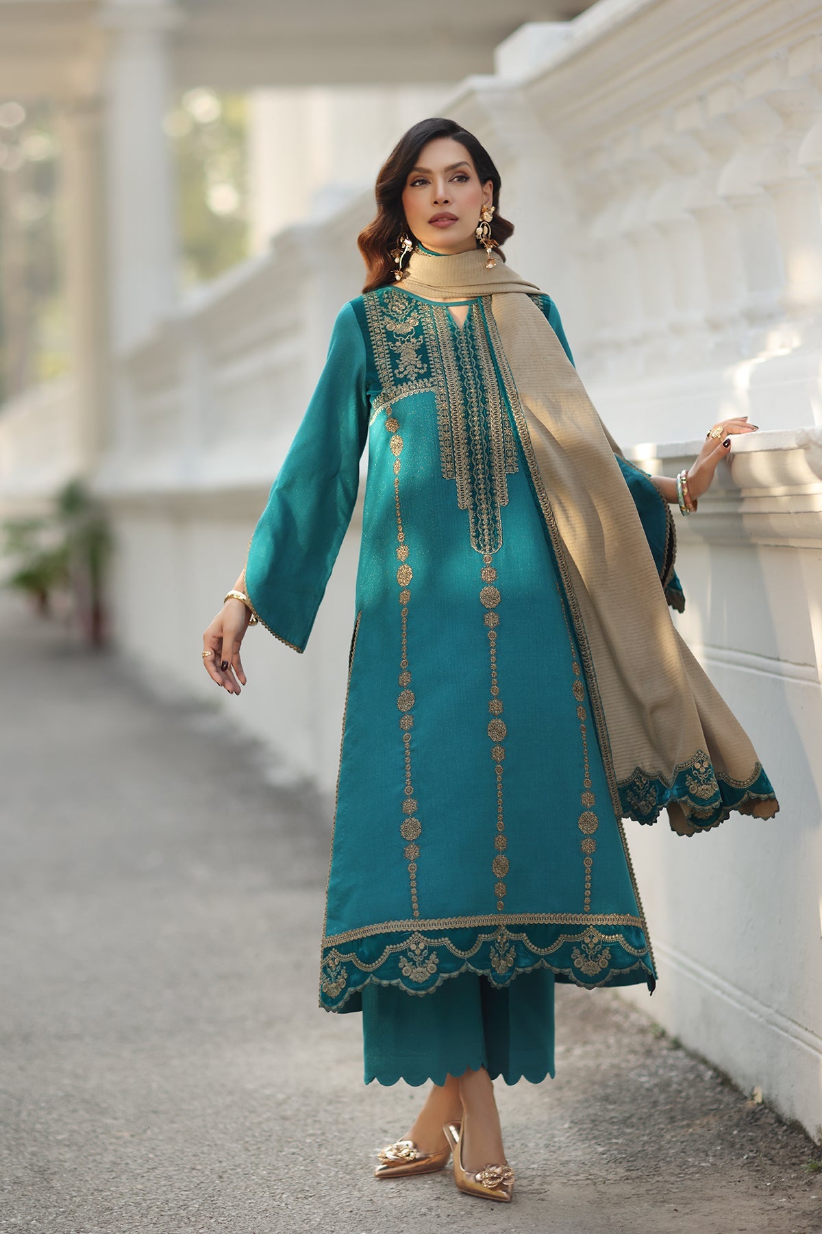 charizma | CSW5-04 | 3-PC Unstitched Peach Leather with Velvet