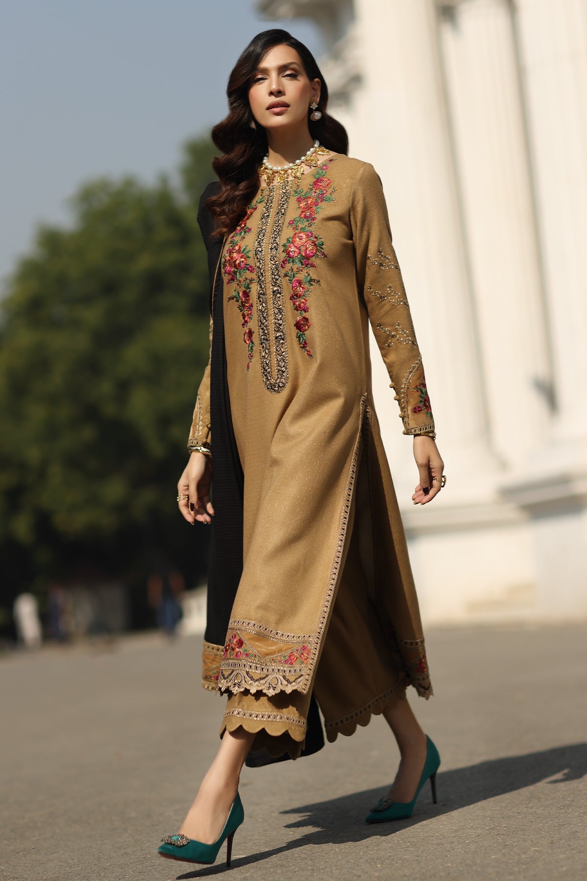 charizma  | CSW5-05 | 3-PC Unstitched Peach Leather with Velvet