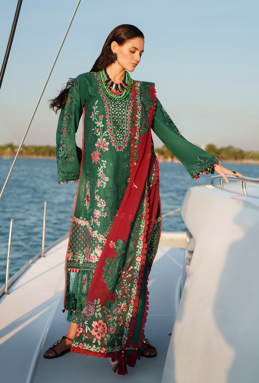 AJR Evara Luxury Lawn | Yara