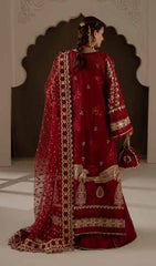 Aylin Ember Festive '26 | Amour